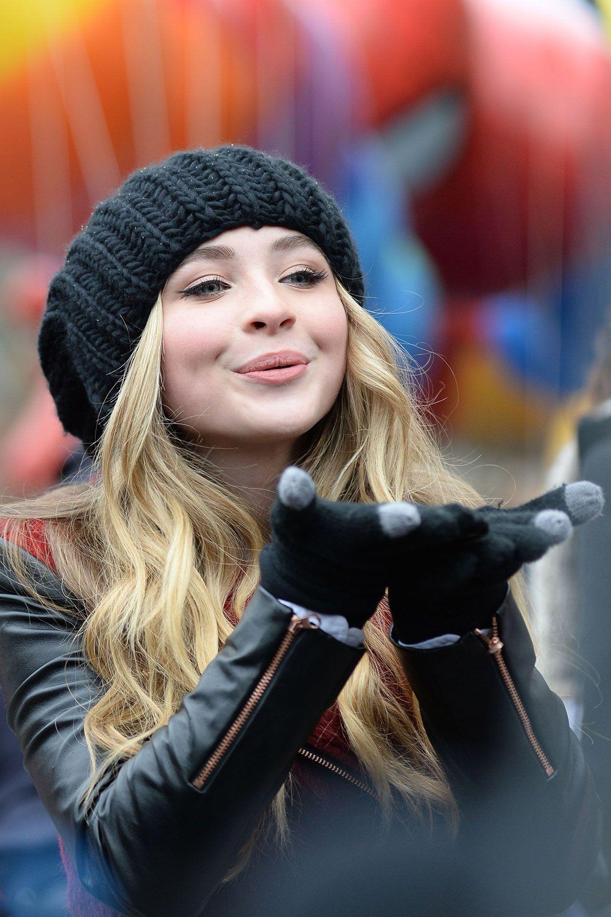 1200x1800 Sabrina Carpenter Wallpaper