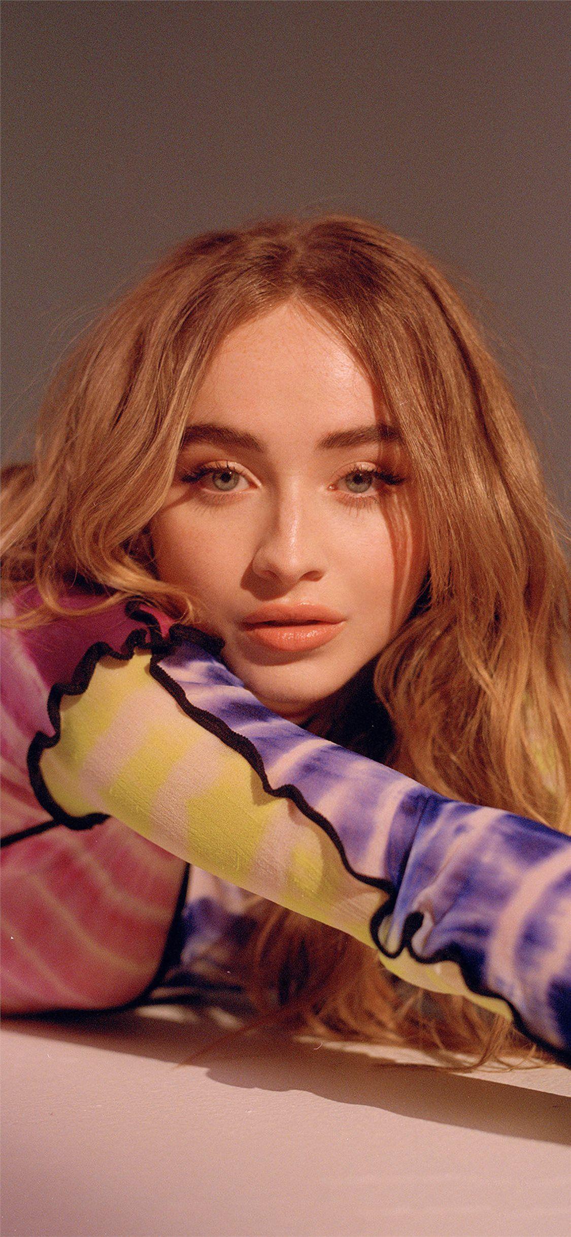 1125x2436 sabrina carpenter refinery photohoot iPhone X
