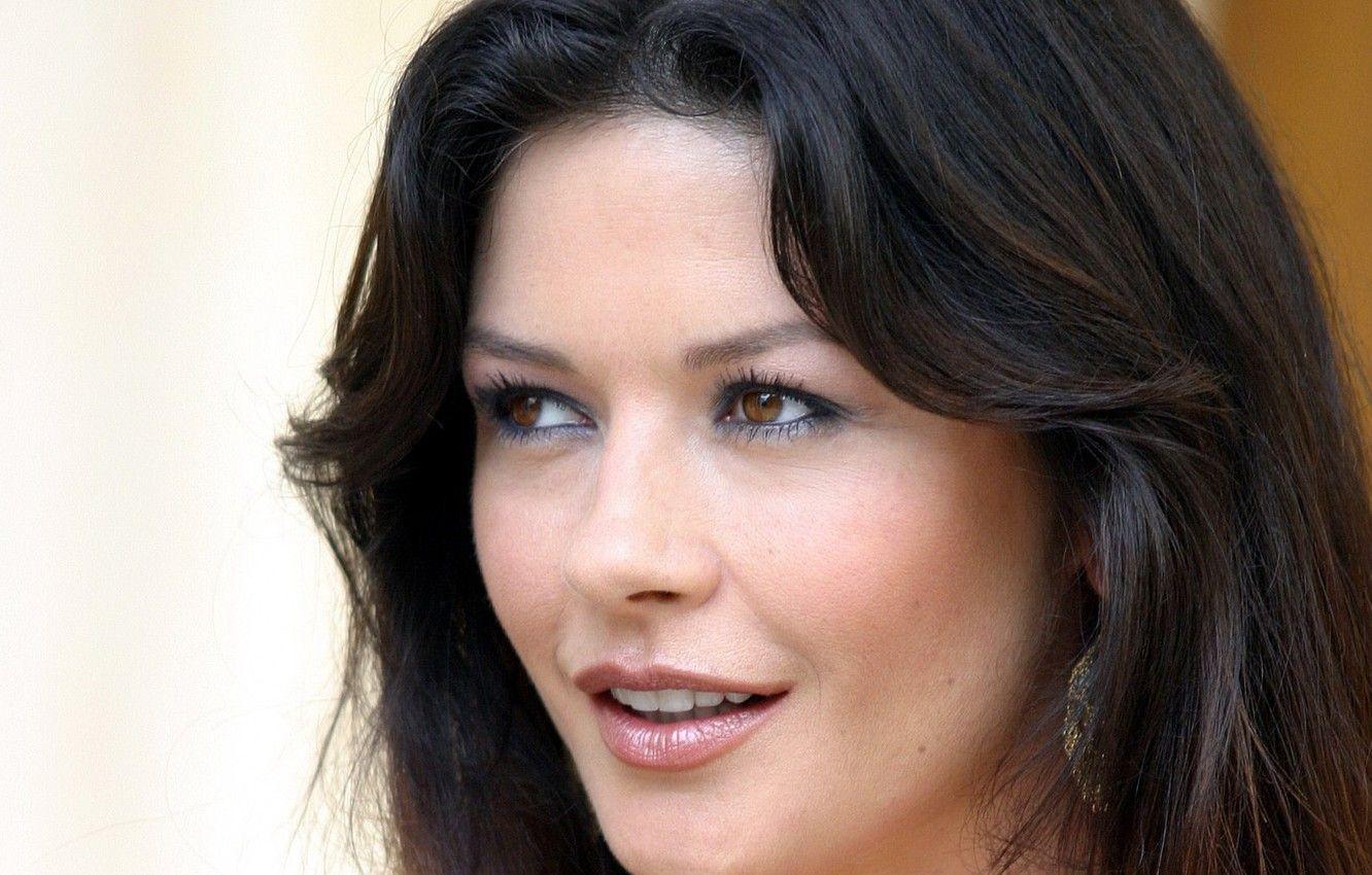 1332x850 Wallpaper Look, Face, Actress, Catherine Zeta Jones