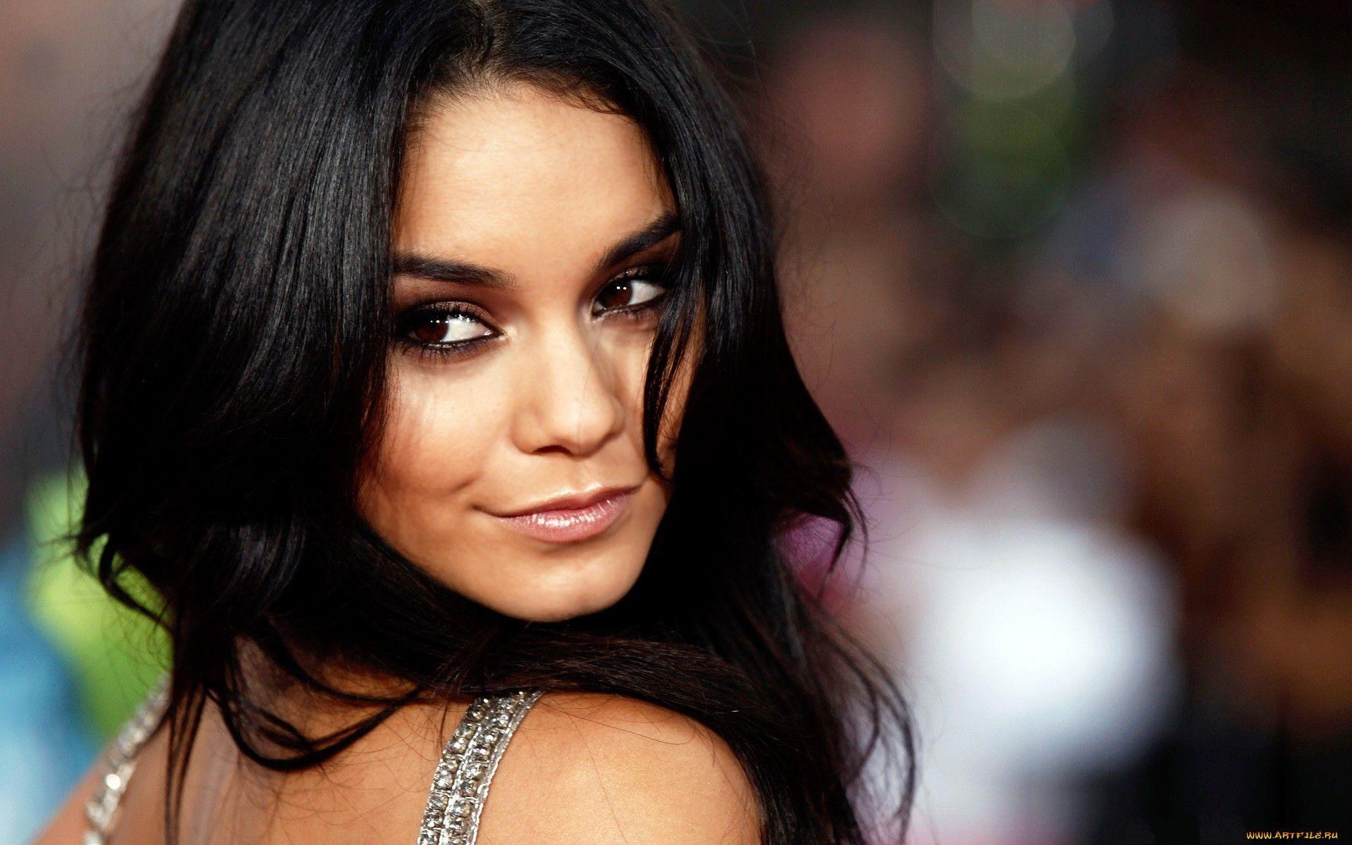 1920x1200 Vanessa Hudgens Wallpaper 17 X 1200