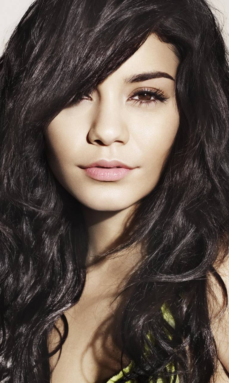 767x1280 Vanessa Hudgens Wallpaper