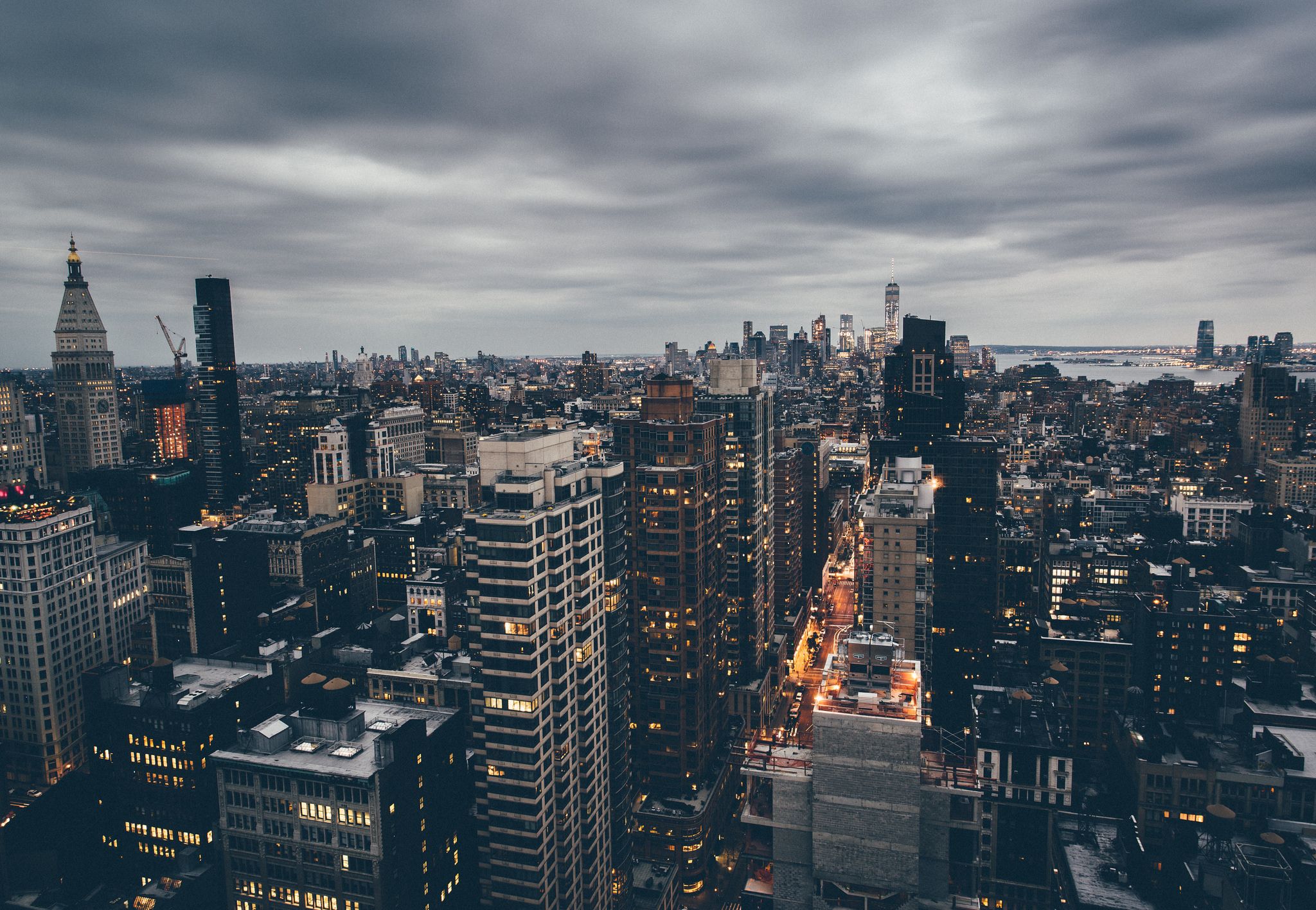 2048x1416 Wallpaper clouds, street, New York