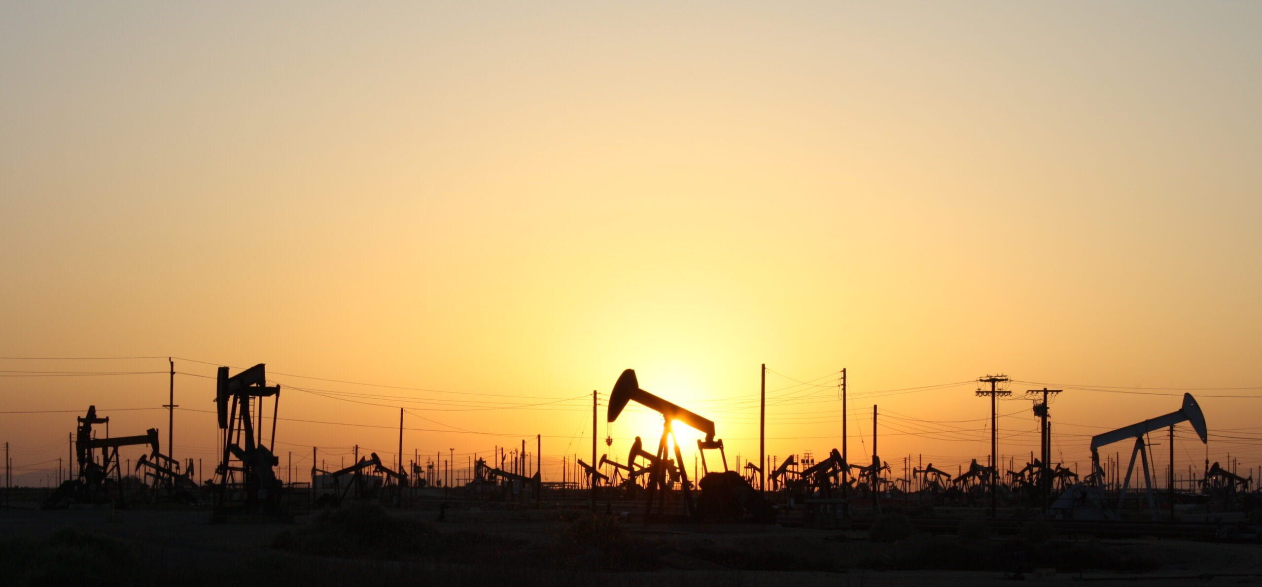 2560x1191 Gas Locking in Oil Wells: Causes