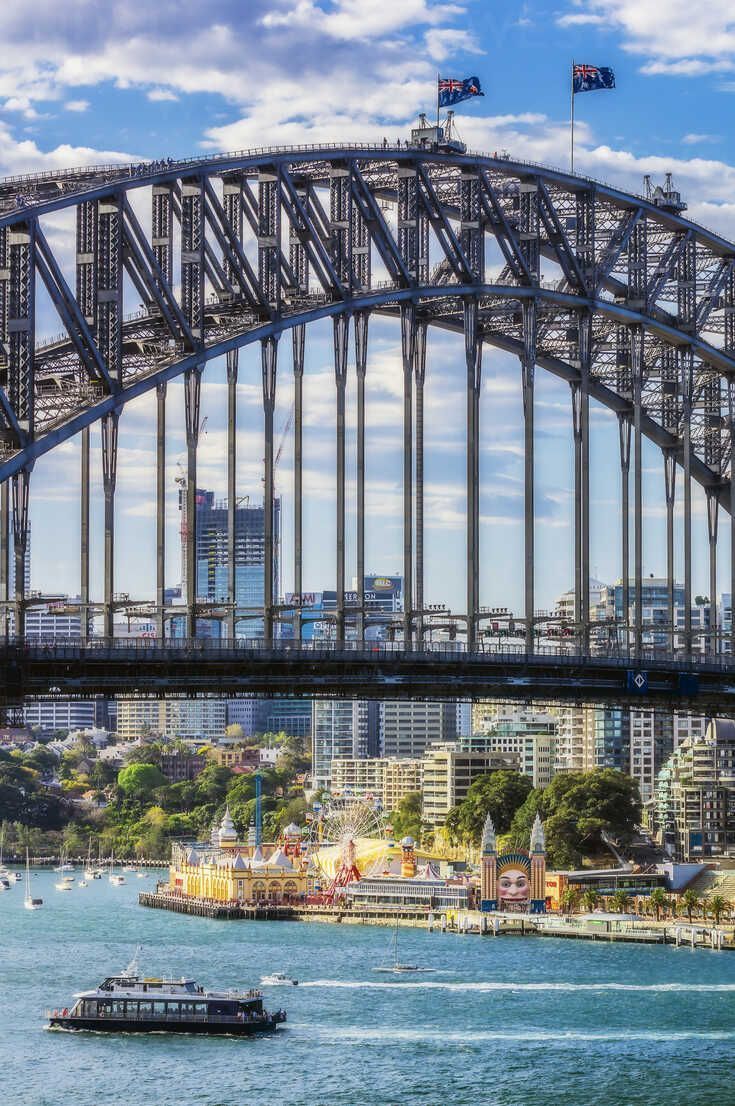 735x1106 South Wales, Sydney, Harbour Bridge