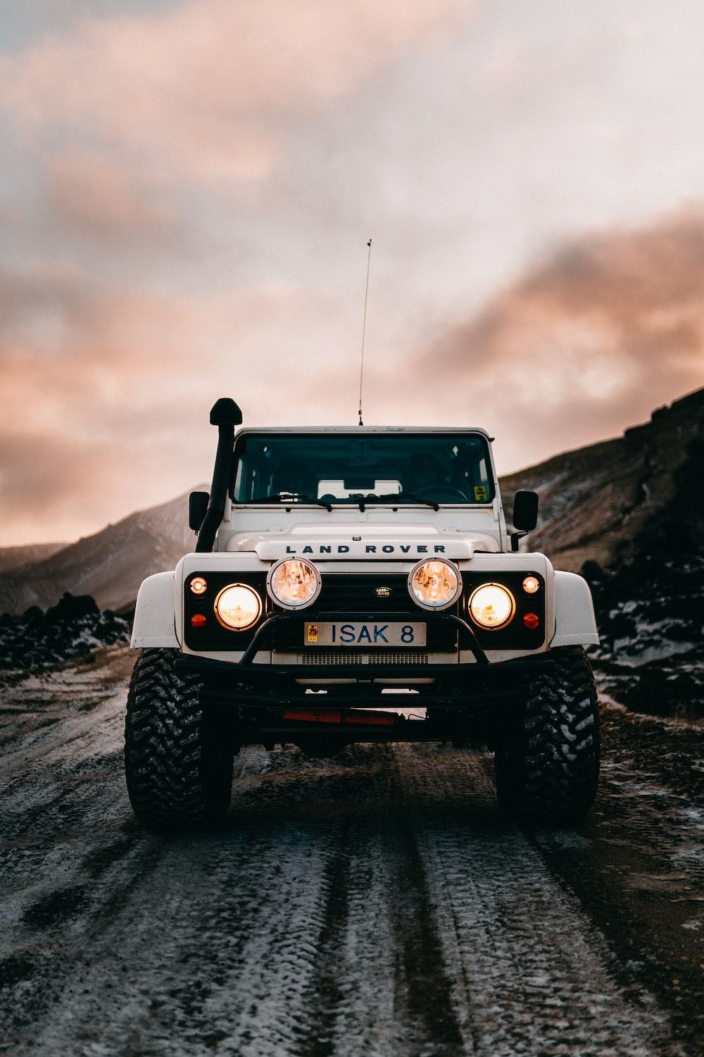 1000x1500 Off The Road Wallpaper