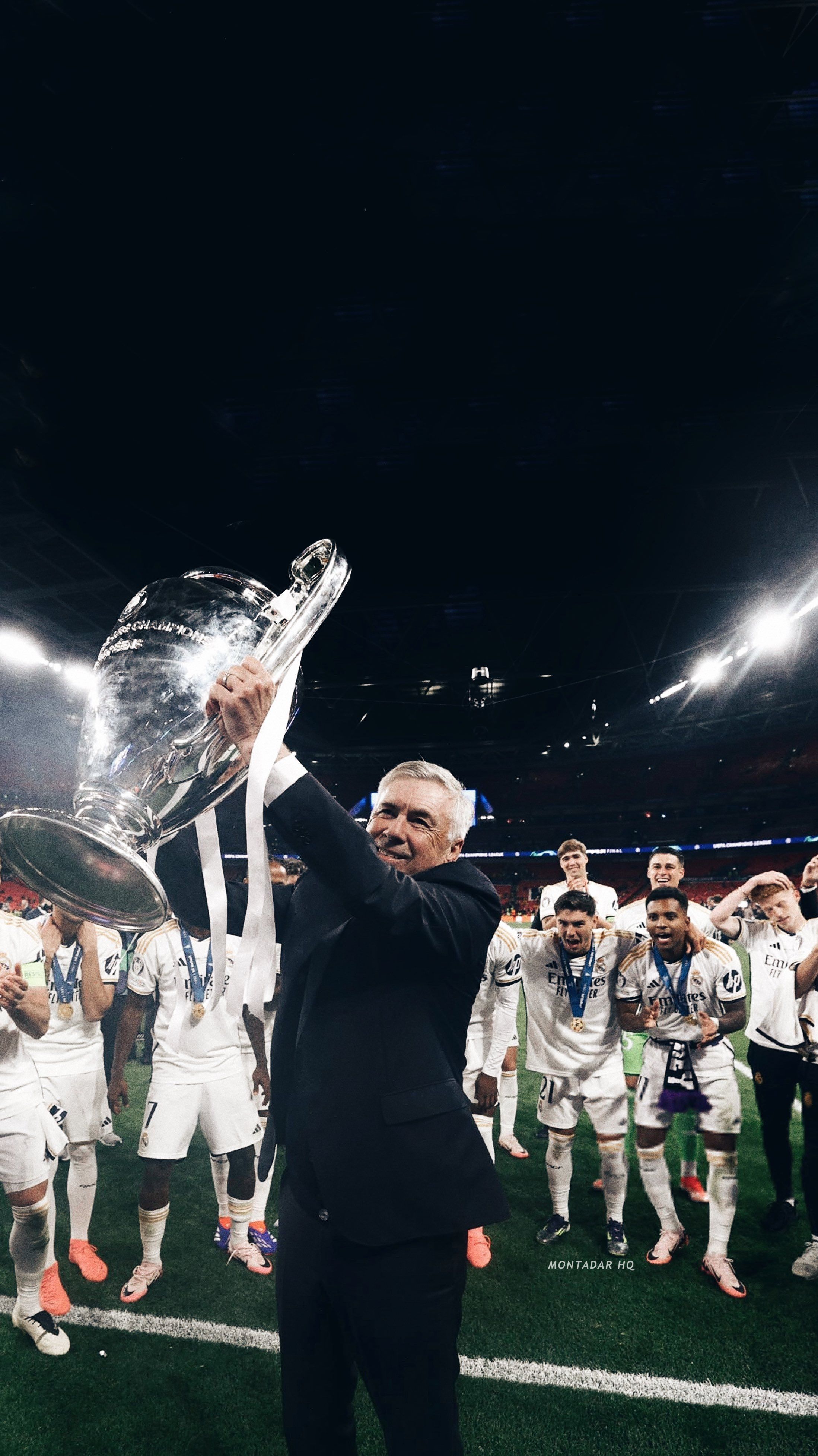 2197x3907 4K Wallpaper : Carlo Ancelotti