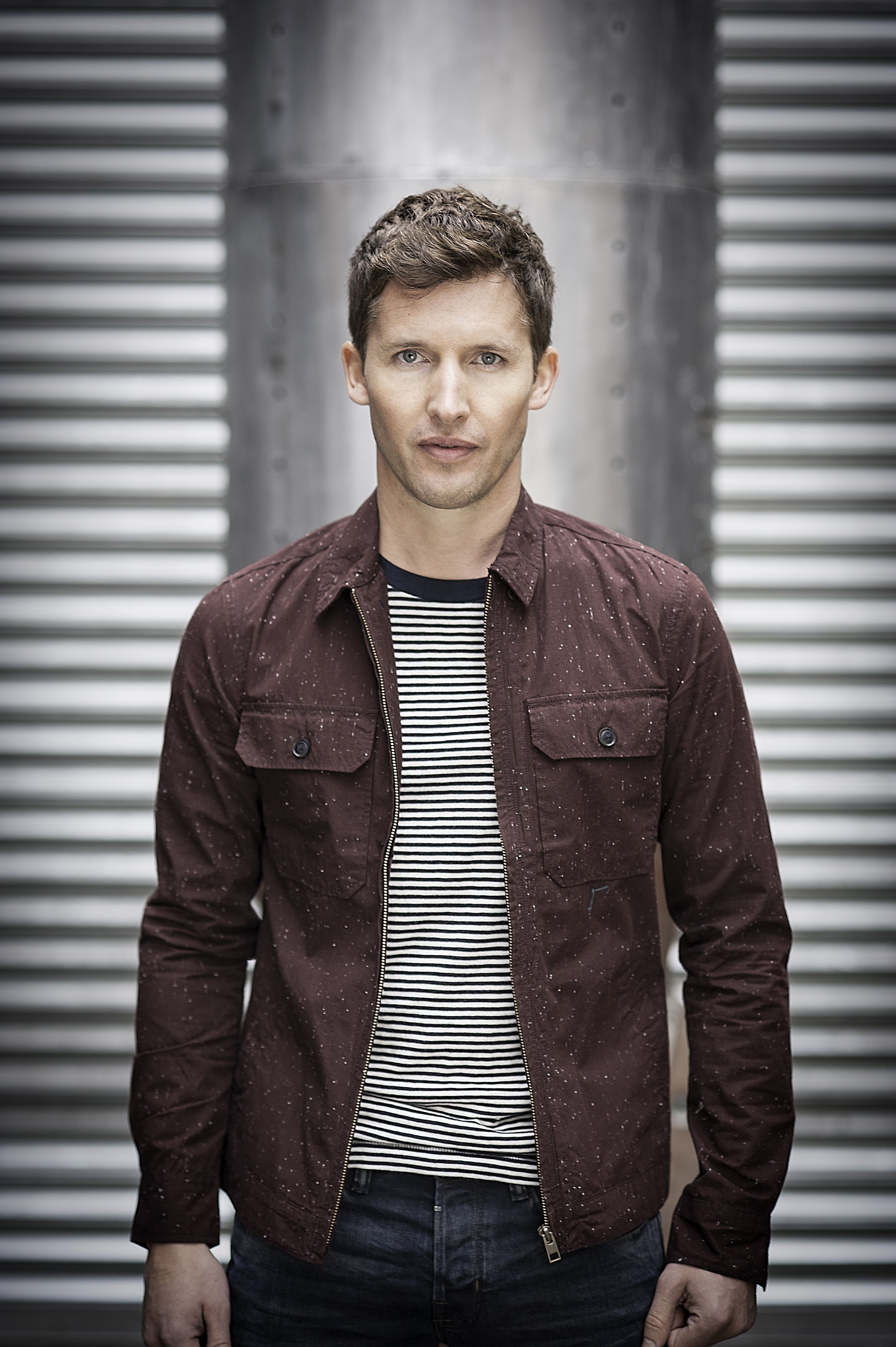 2832x4256 James Blunt Wallpaper