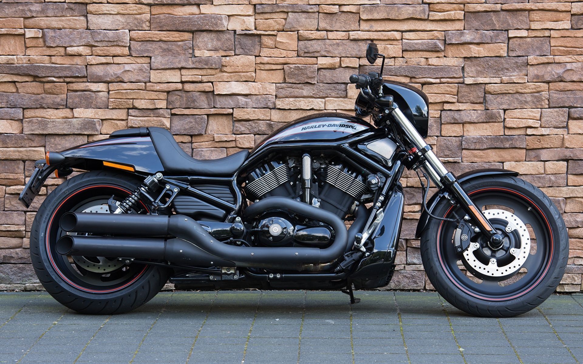 1920x1200 Picture Harley Davidson VRSCDX, Night