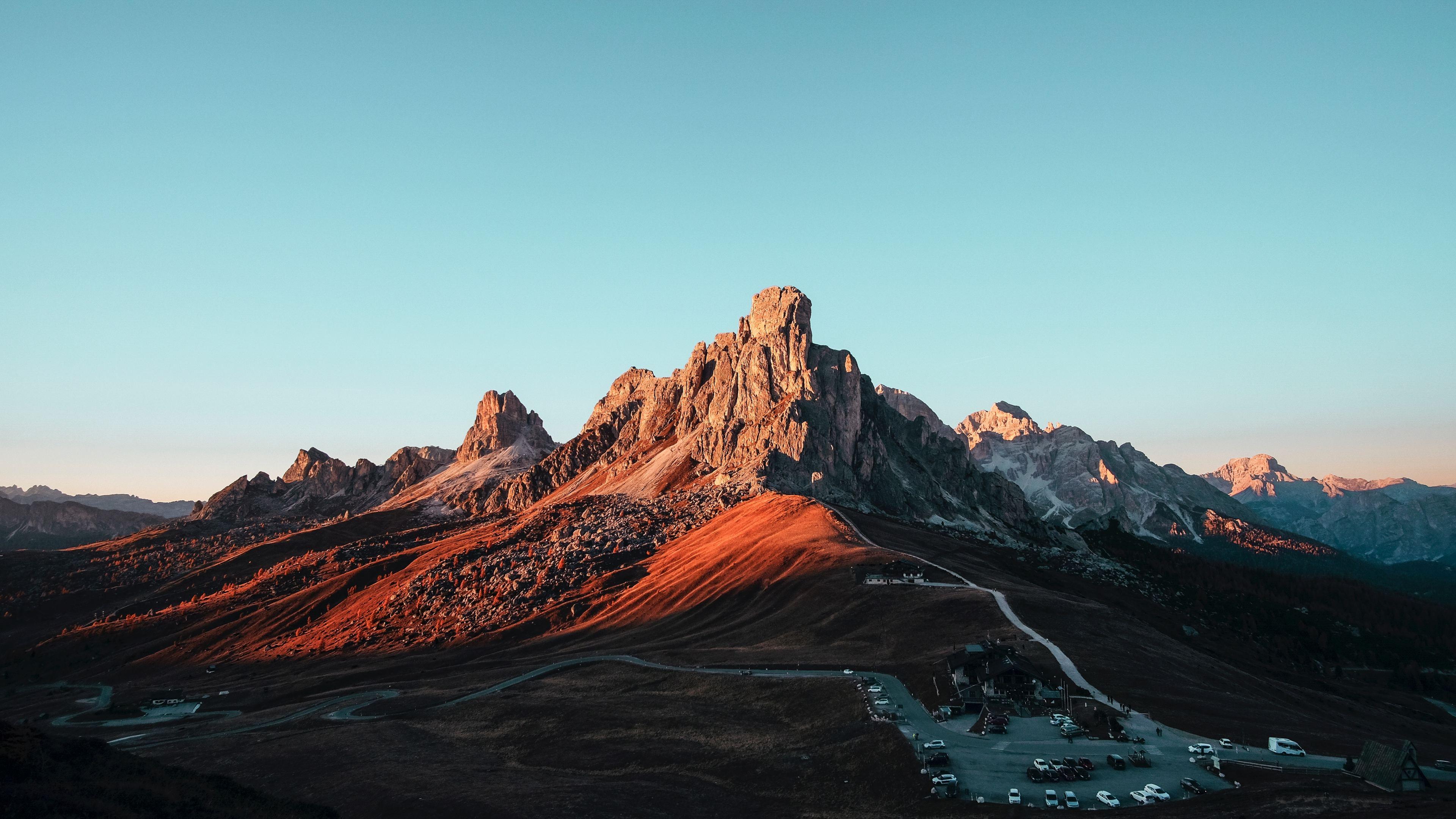 3840x2160 Wallpaper 4k Rock Ridge Mountains Sunrise 4k Wallpaper