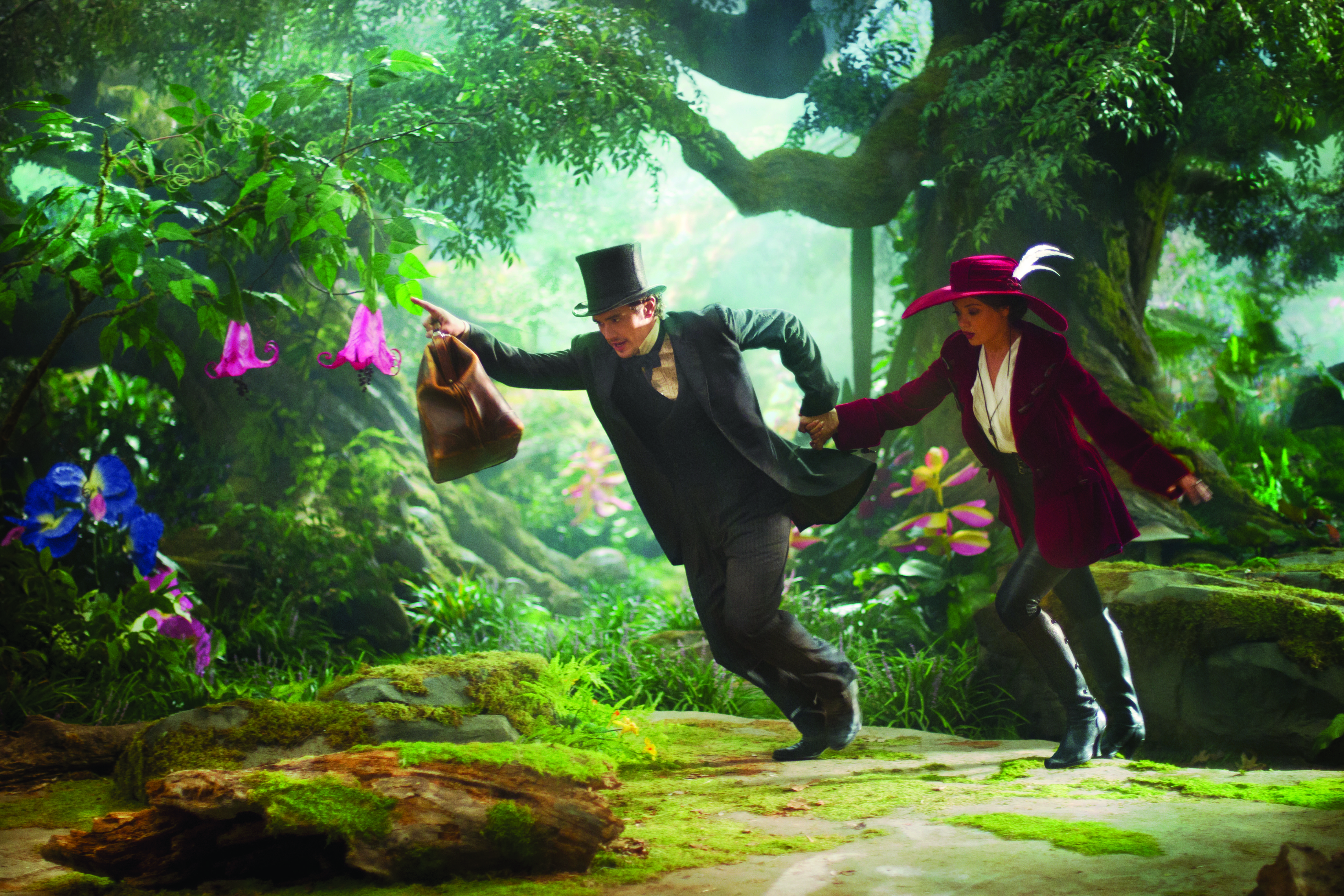 4896x3264 Oz the Great and Powerful Image