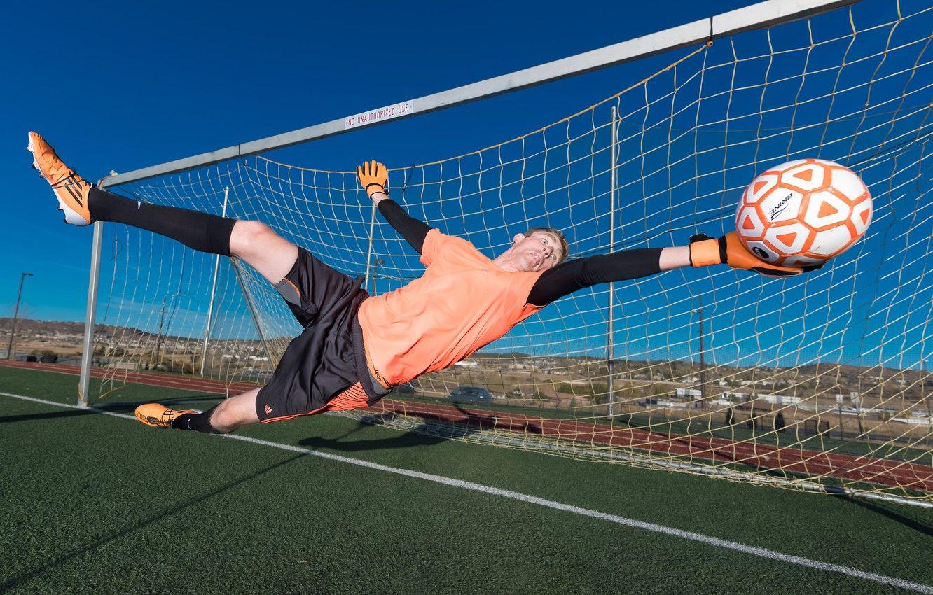 goalkeeper gloves grip 3