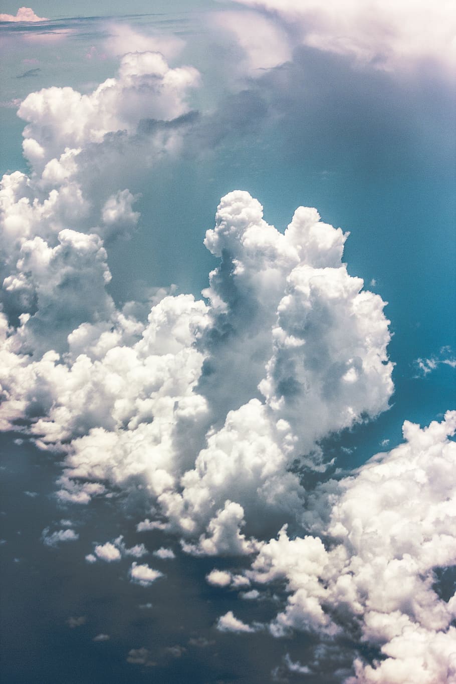 910x1365 HD wallpaper: Dreamy Clouds Photo