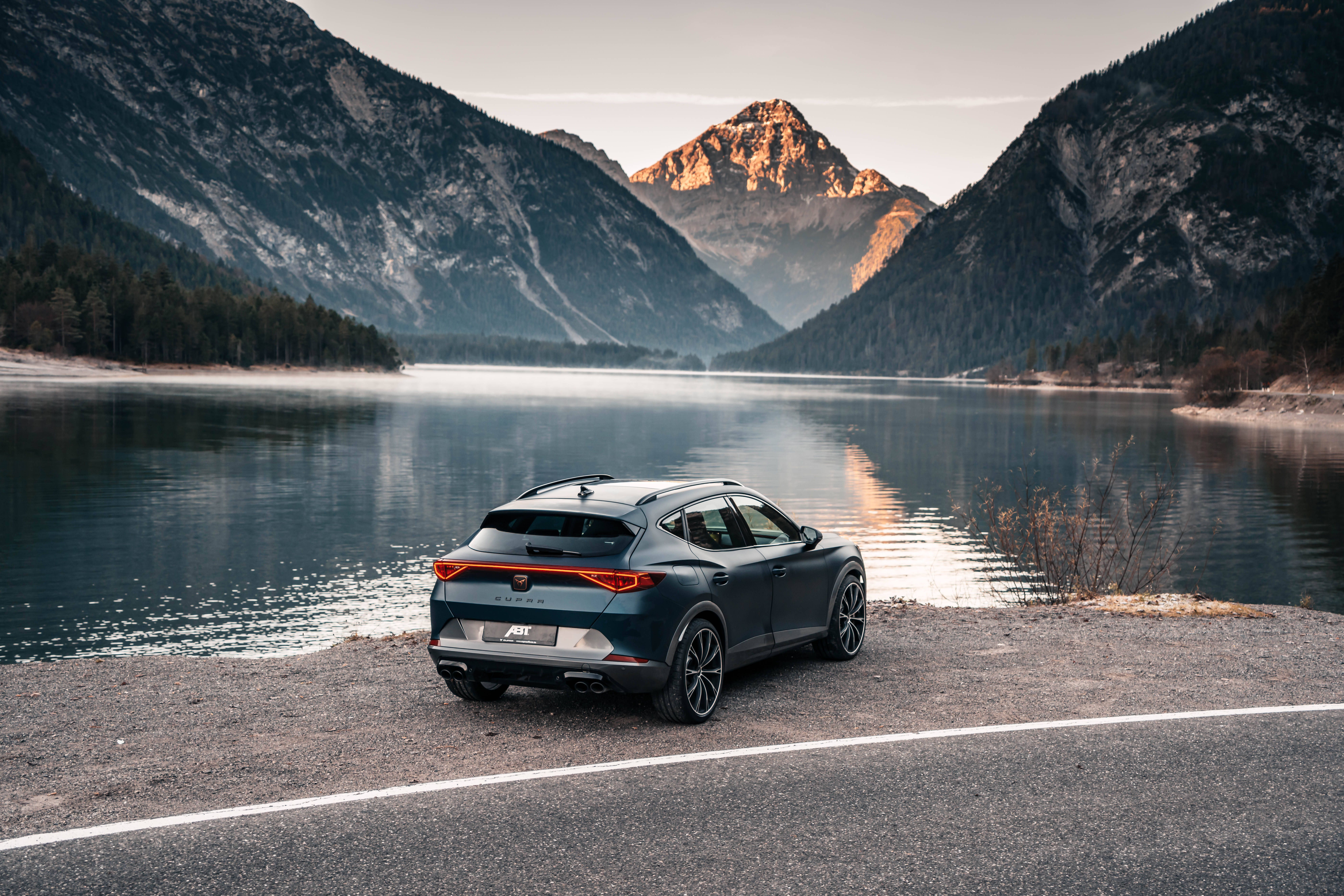 7952x5304 Cupra Formentor