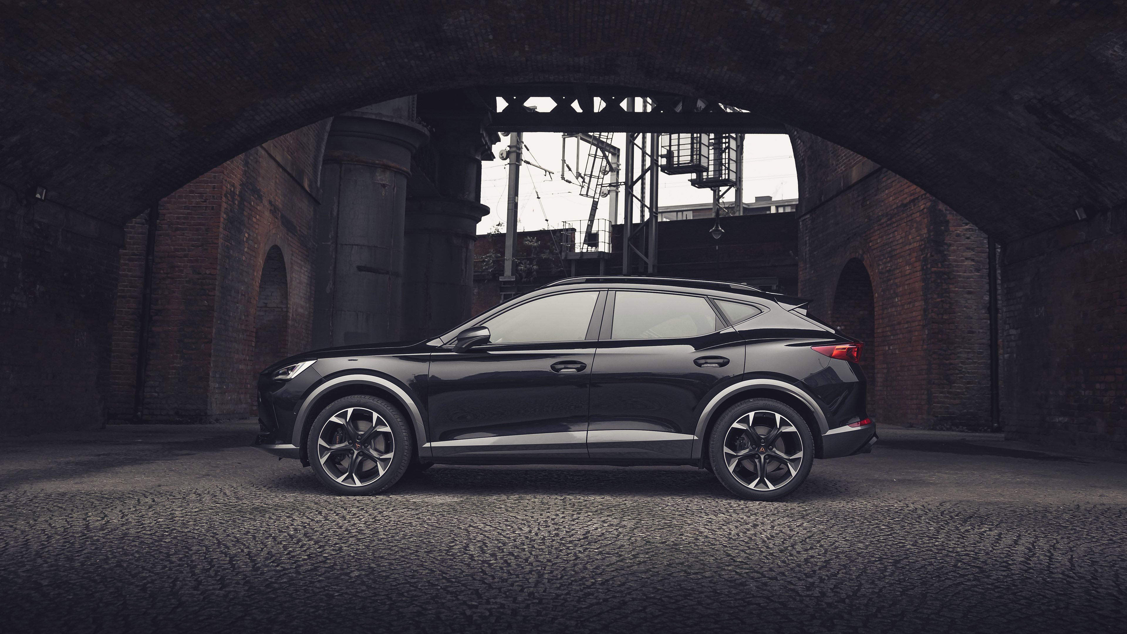 3840x2160 Download Car Black Car SUV Crossover