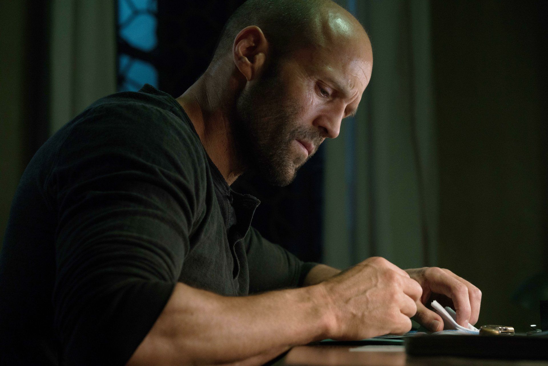 1920x1281 Download Jason Statham Movie Mechanic