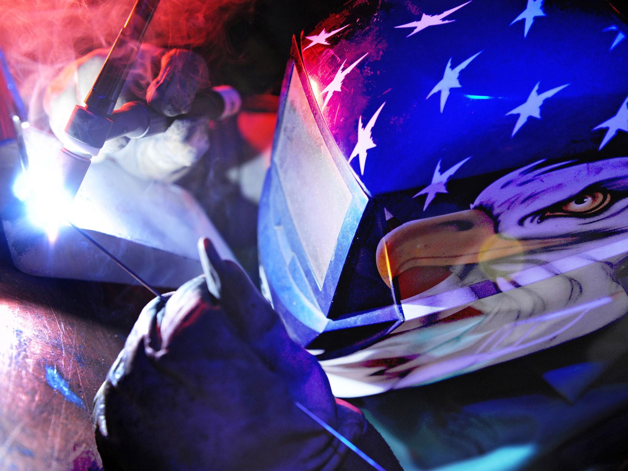 2048x1536 Welding Airman