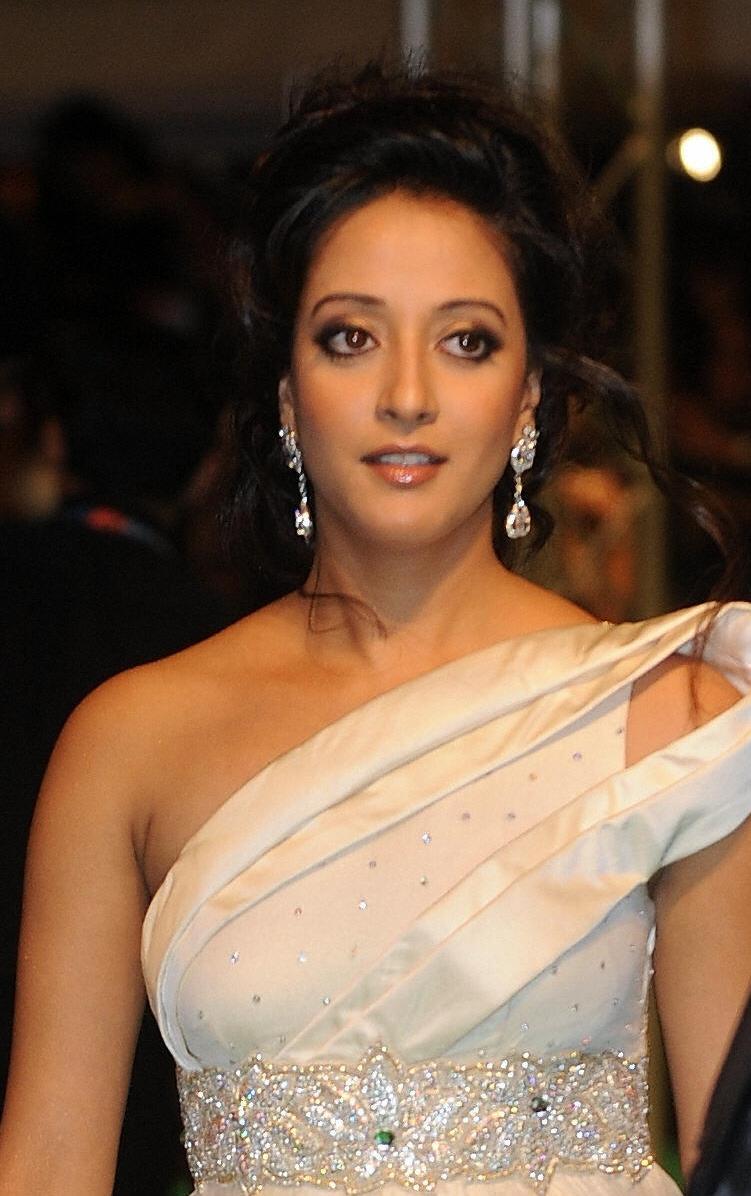 751x1196 Raima Sen Picture and Photo