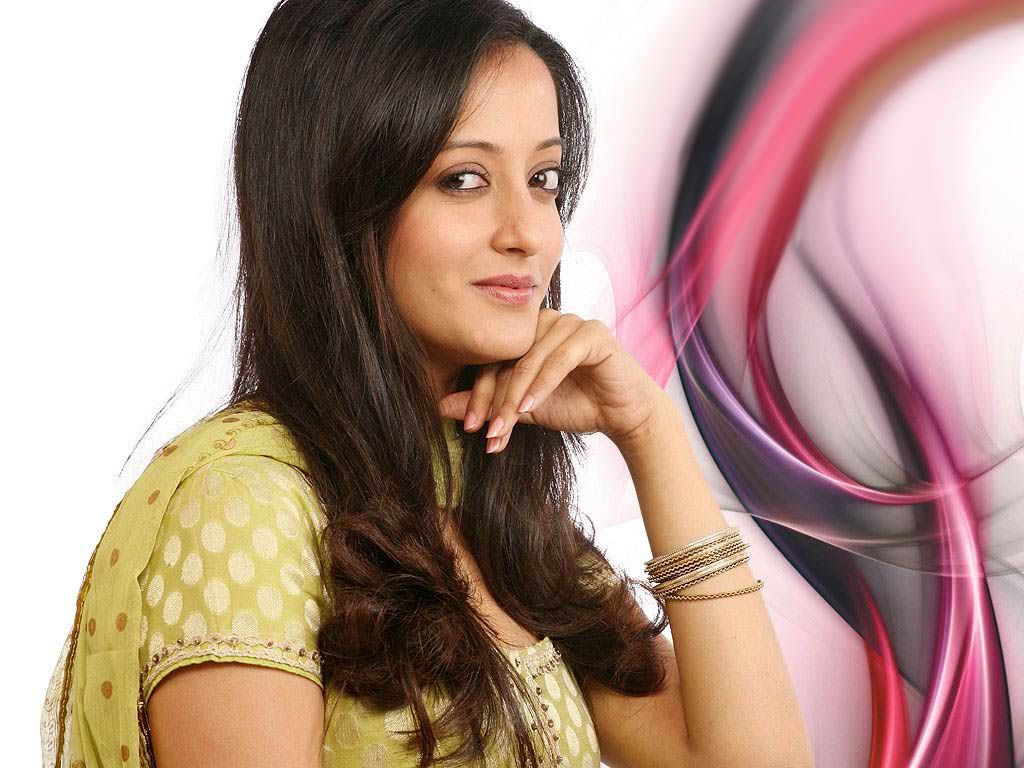 1024x768 Raima Sen wallpaper