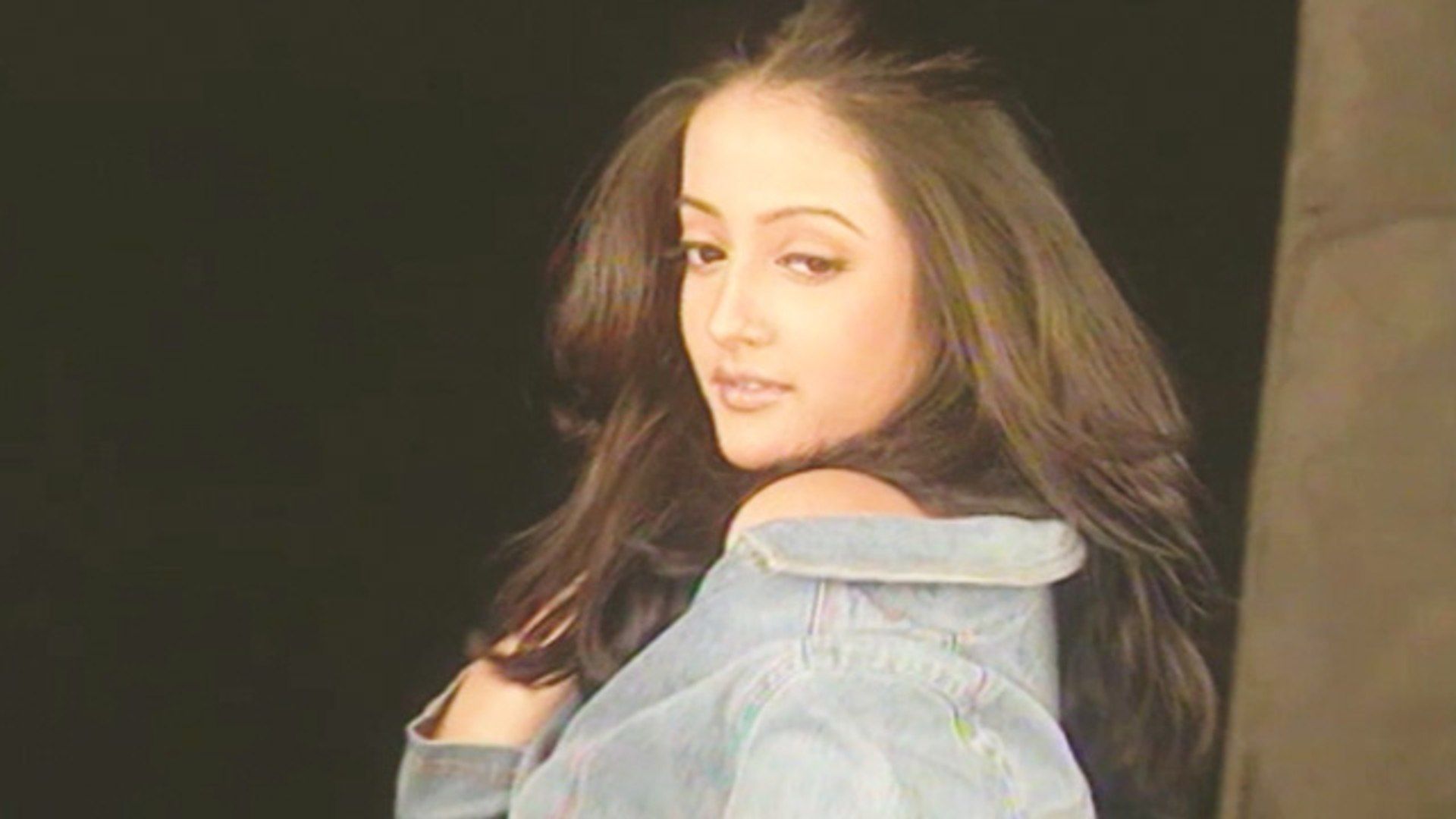 1920x1080 Raima Sen's Sensuous Rare Photo Shoot