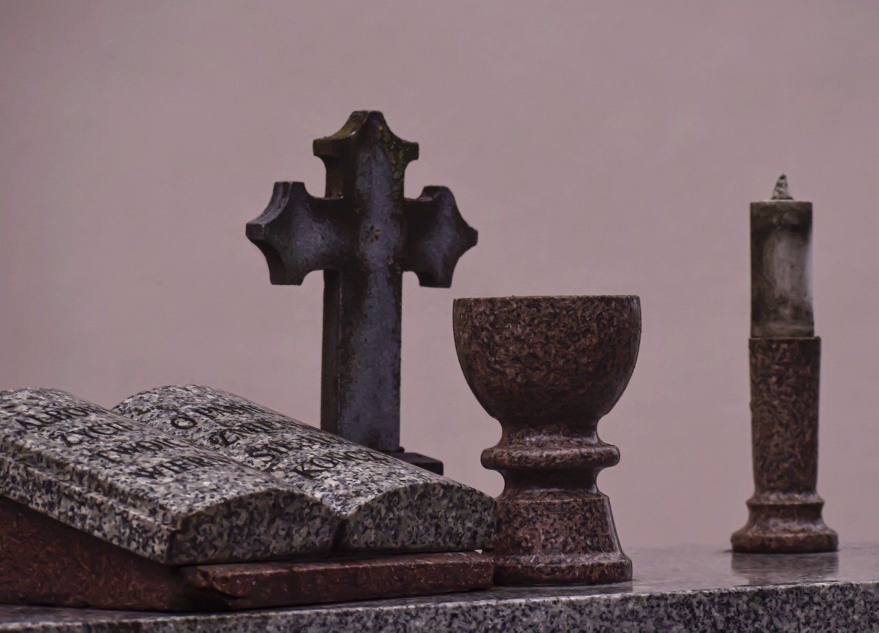 1280x922 All Saints Day & Valentine'S Day Image
