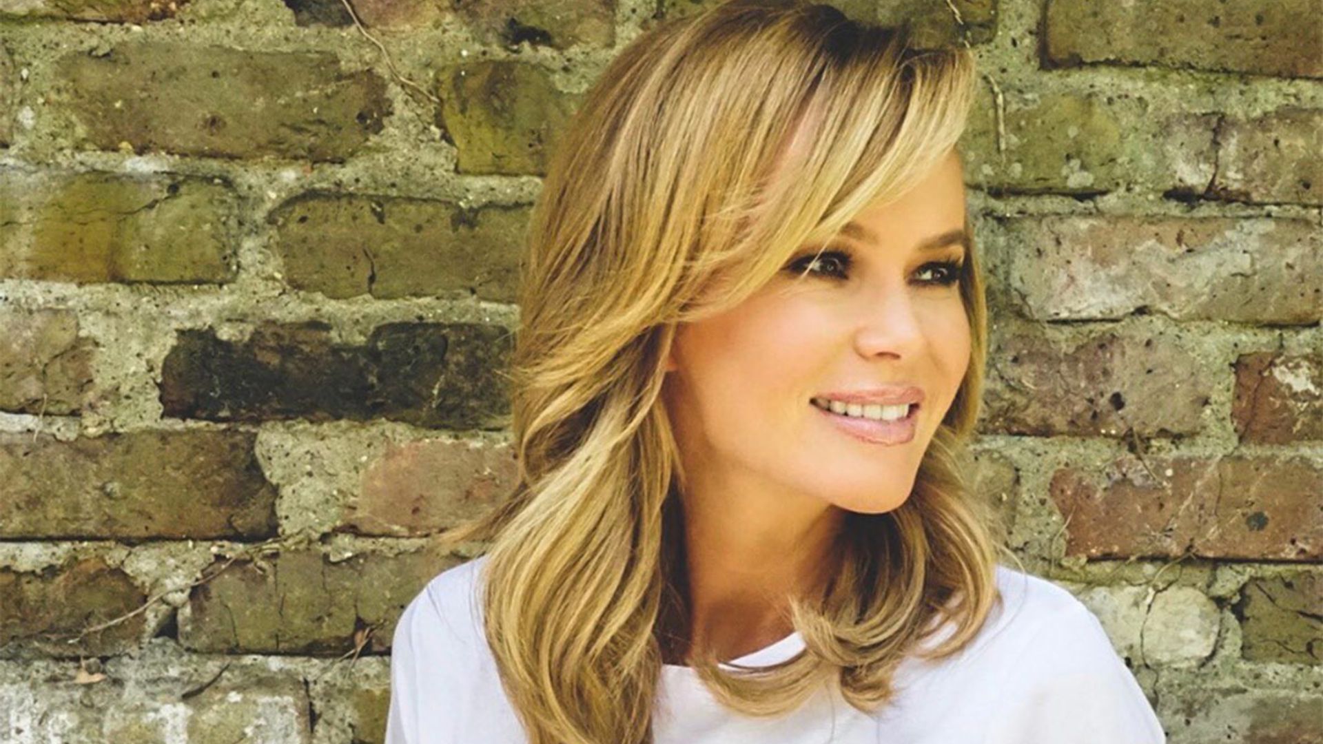 1920x1080 Amanda Holden blows fans away