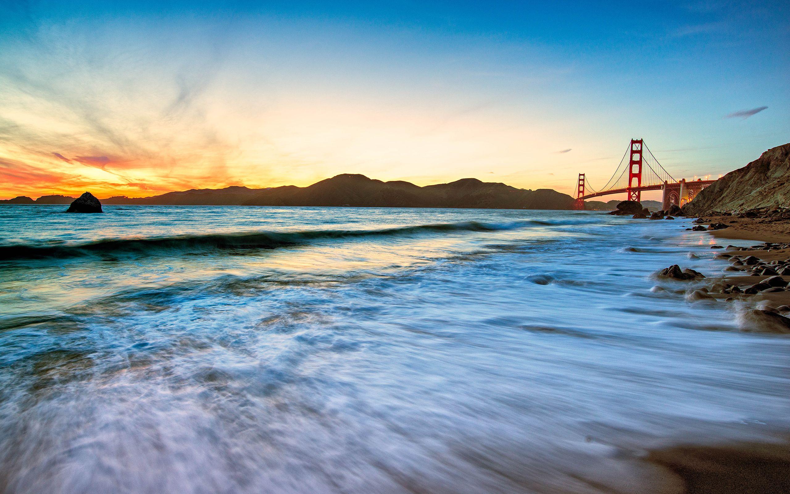 2560x1600 San Francisco Beach Wallpaper