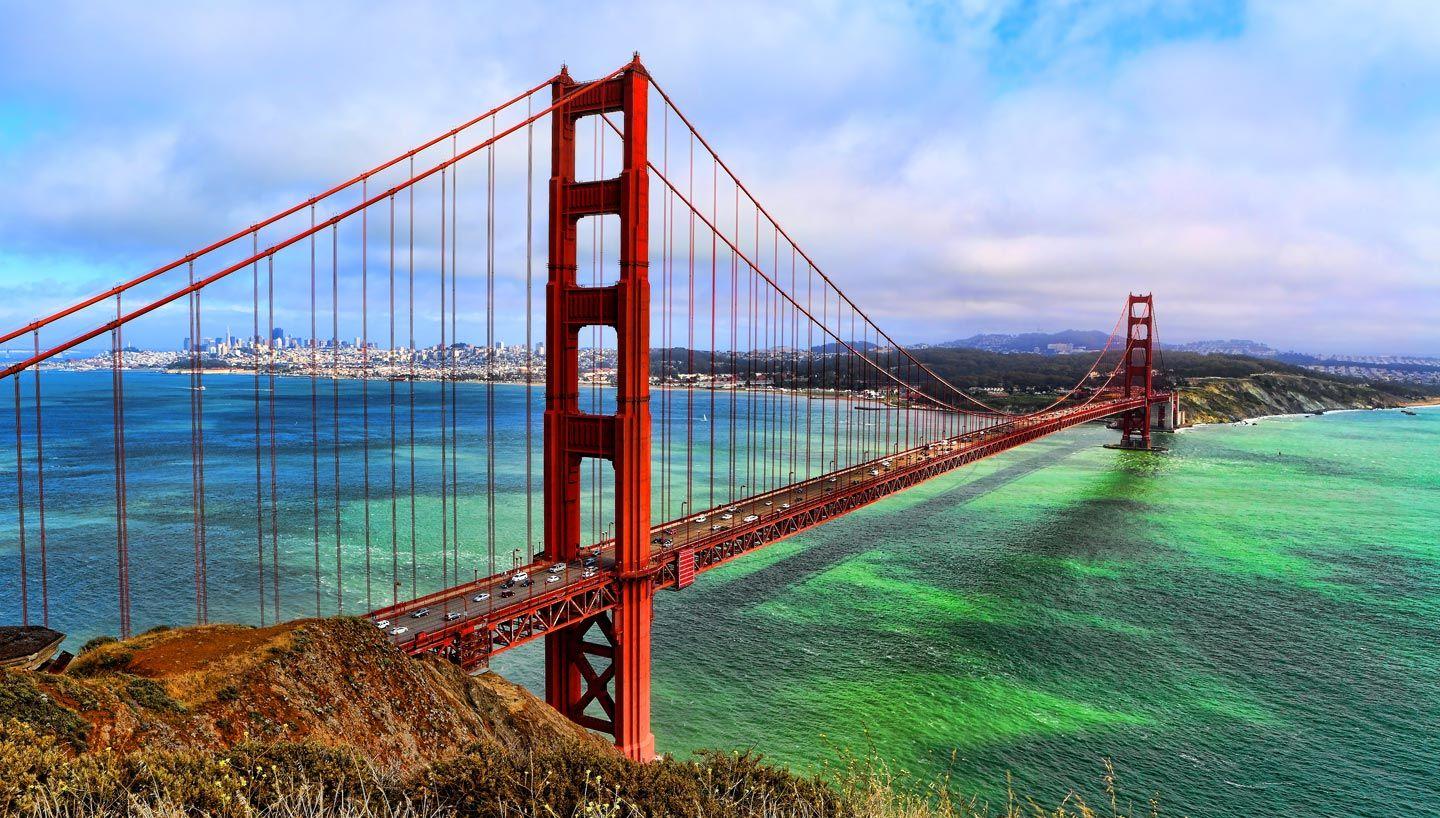 1440x818 Golden Gate Bridge in Fog wallpaper
