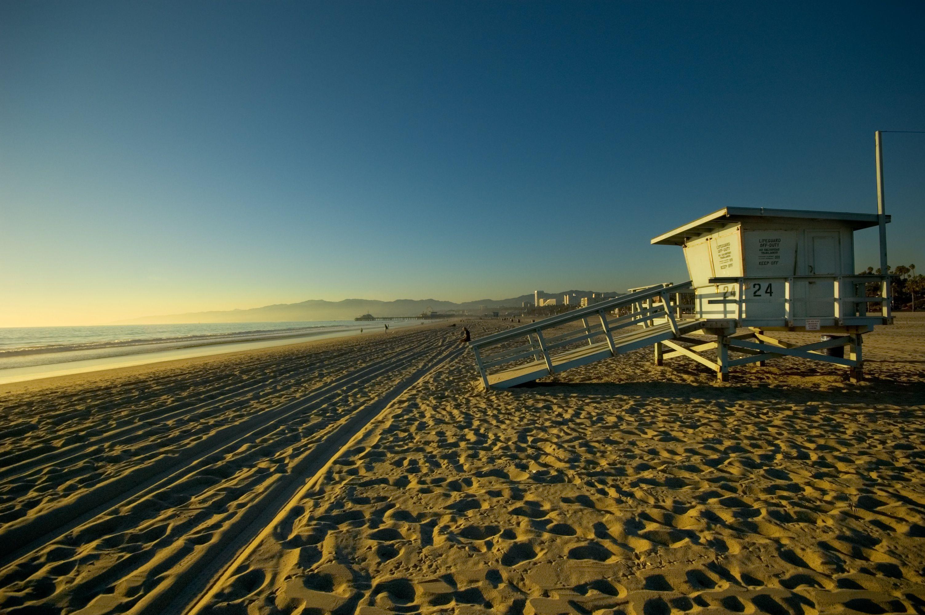 3008x2000 San Francisco Beach Wallpaper
