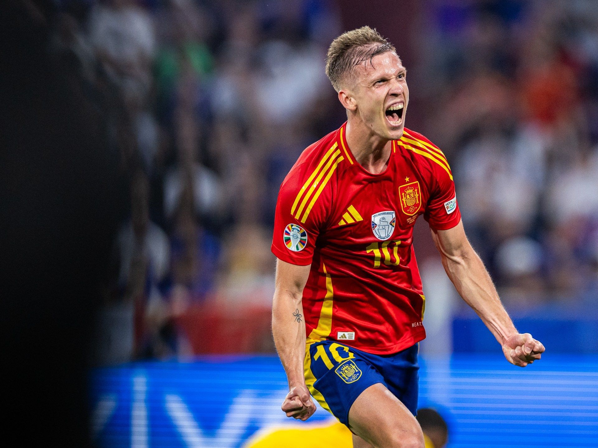 1920x1440 Why isn't Dani Olmo playing
