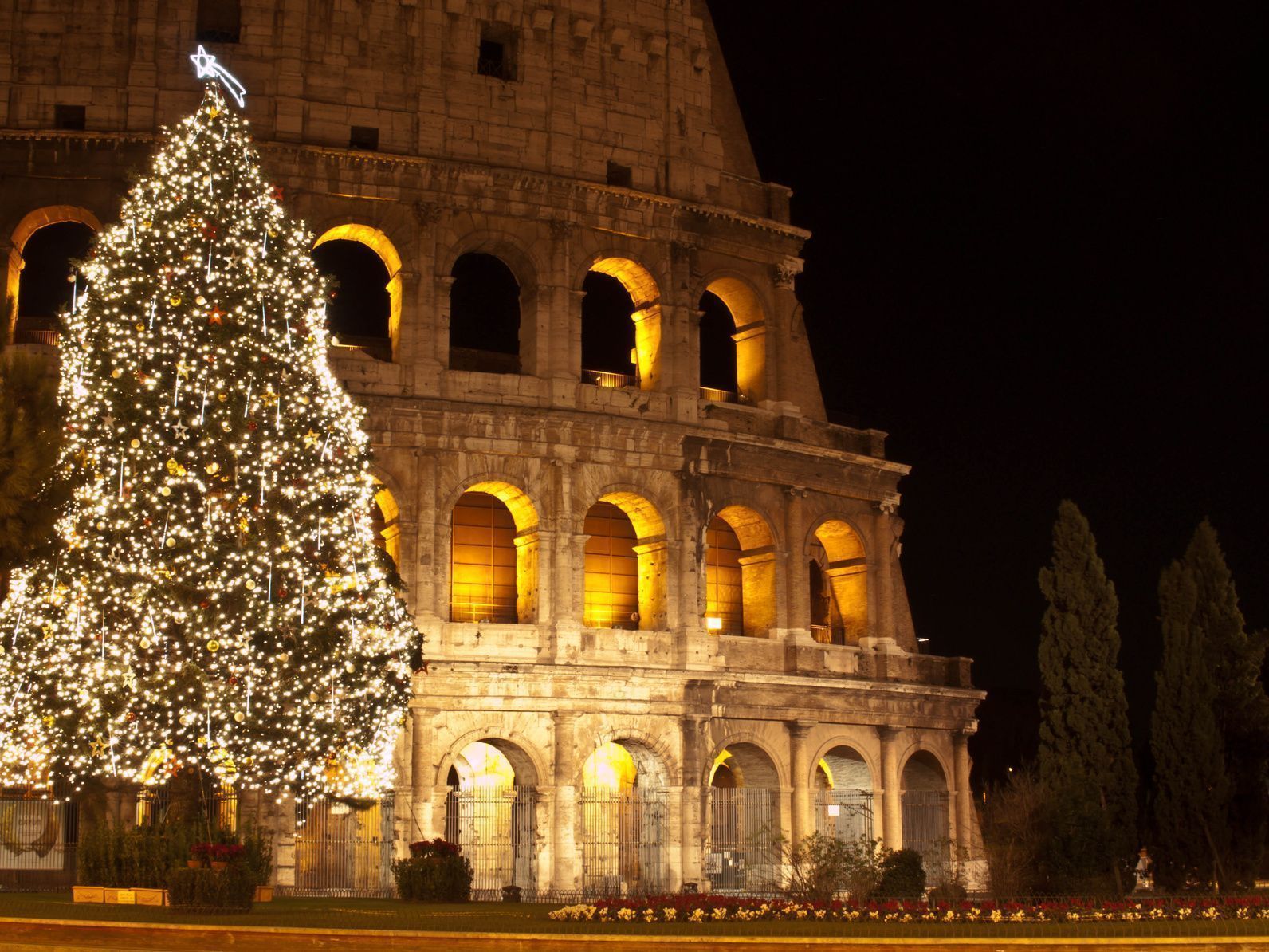 1592x1194 Christmas Markets in Italy