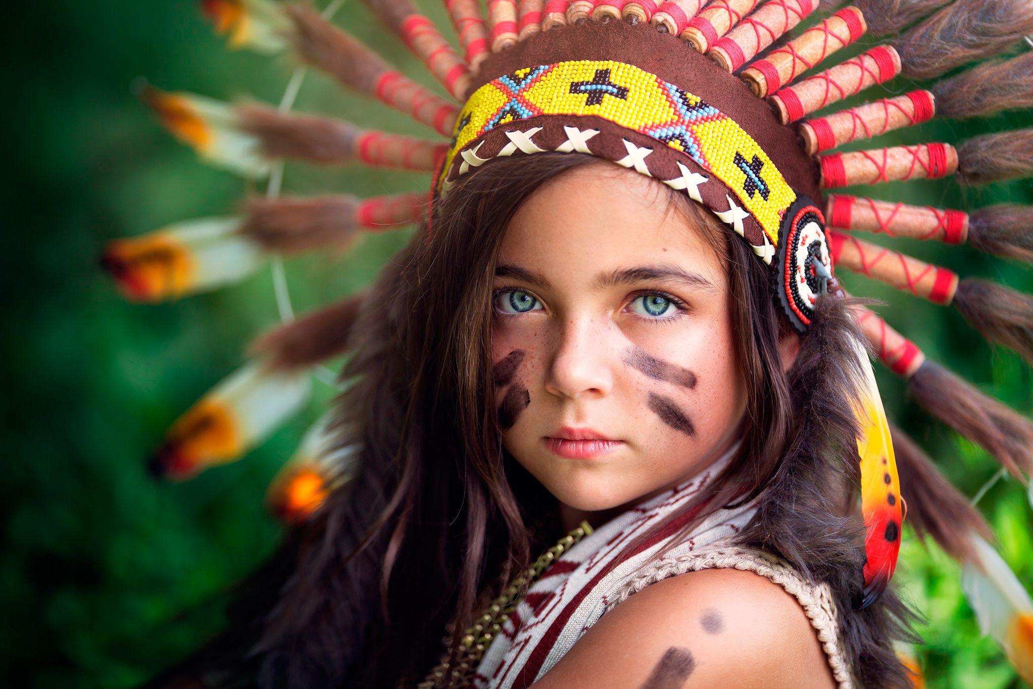 2048x1365 Girl Native American Background