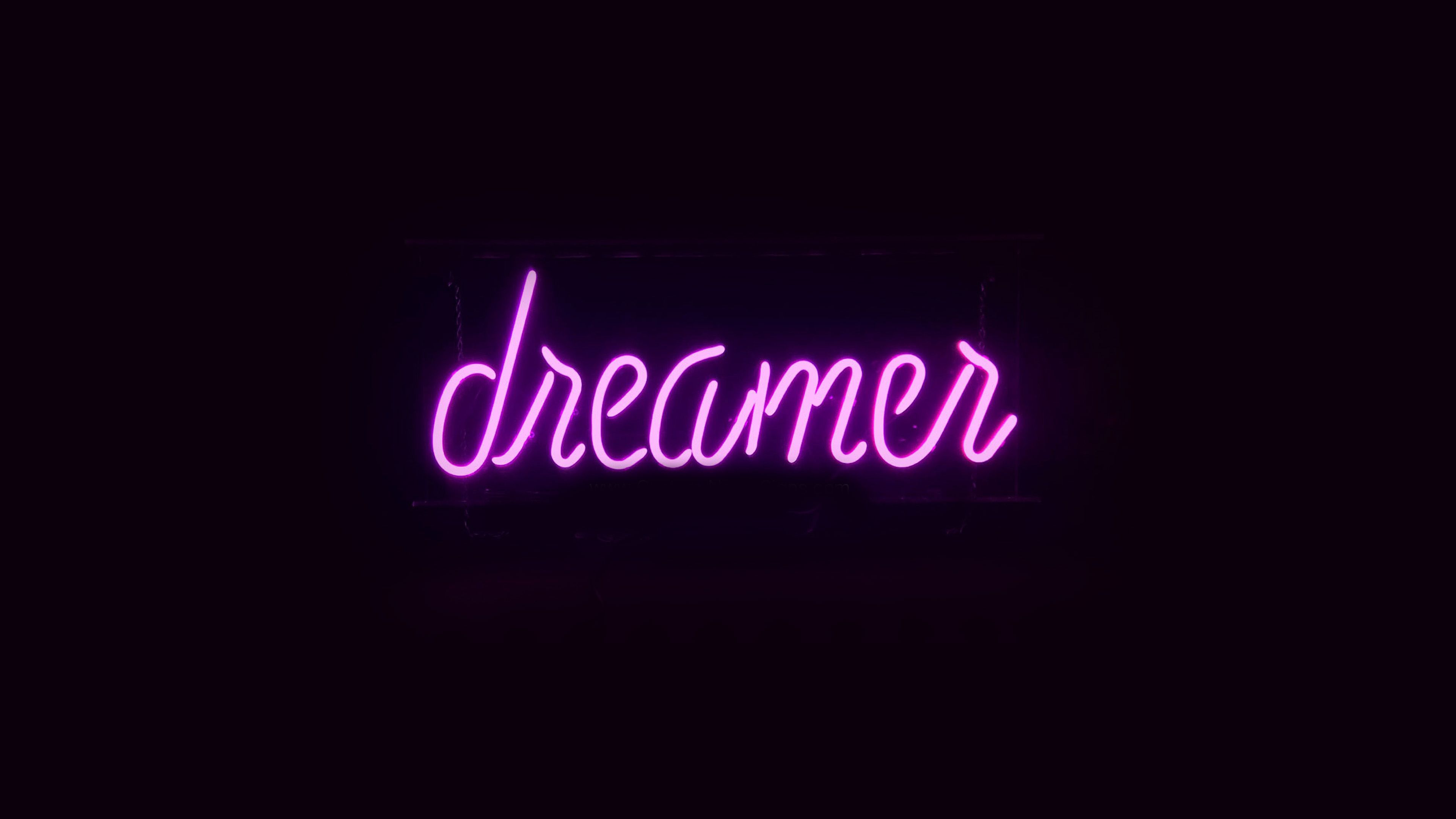3840x2160 Dreamers Neon Sign Dark