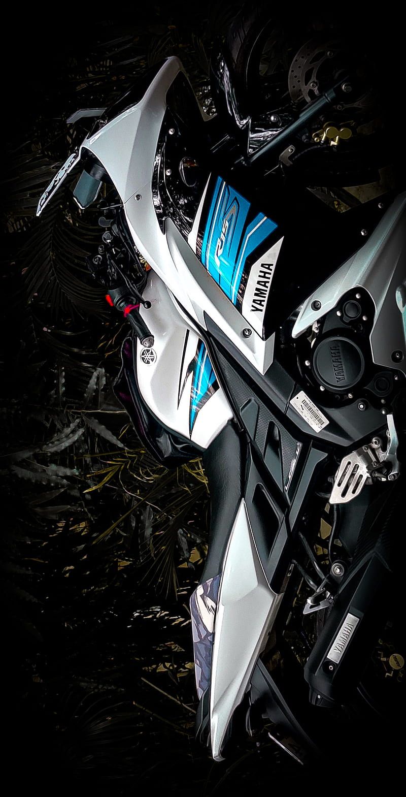 800x1569 Yamaha R15s, bike, bike, black, motorcycle, white, yamaha, HD phone wallpaper
