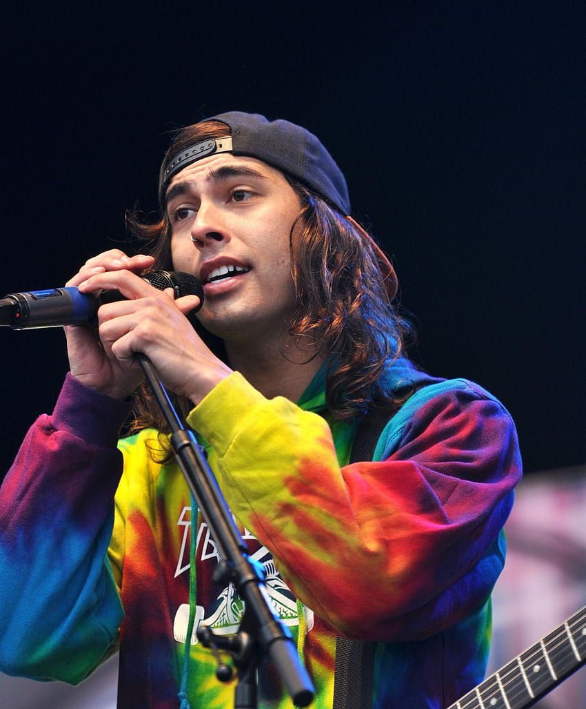 850x1027 Band Spotlight, vic fuentes HD phone