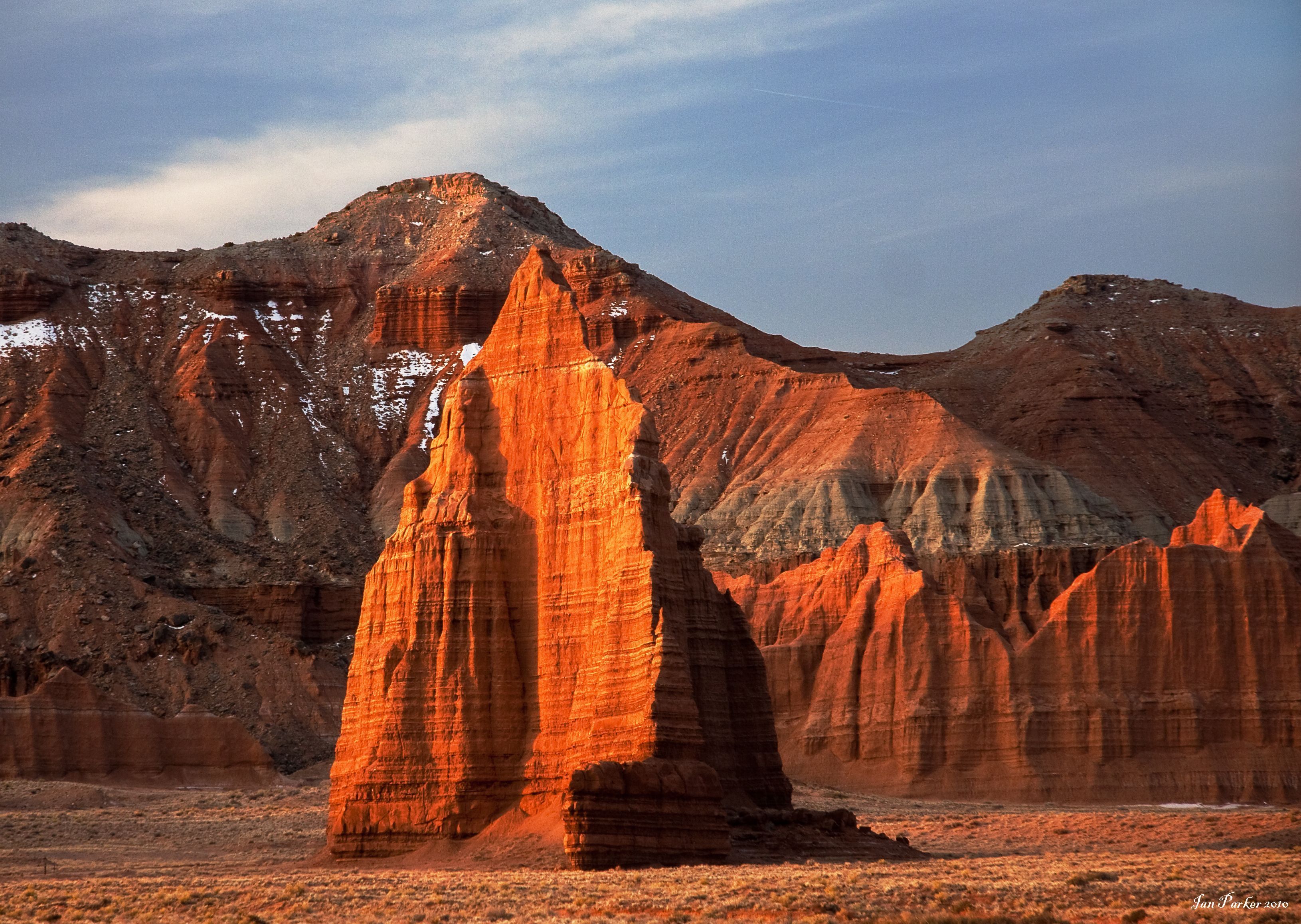 3260x2315 Capitol Reef National Park Wallpaper