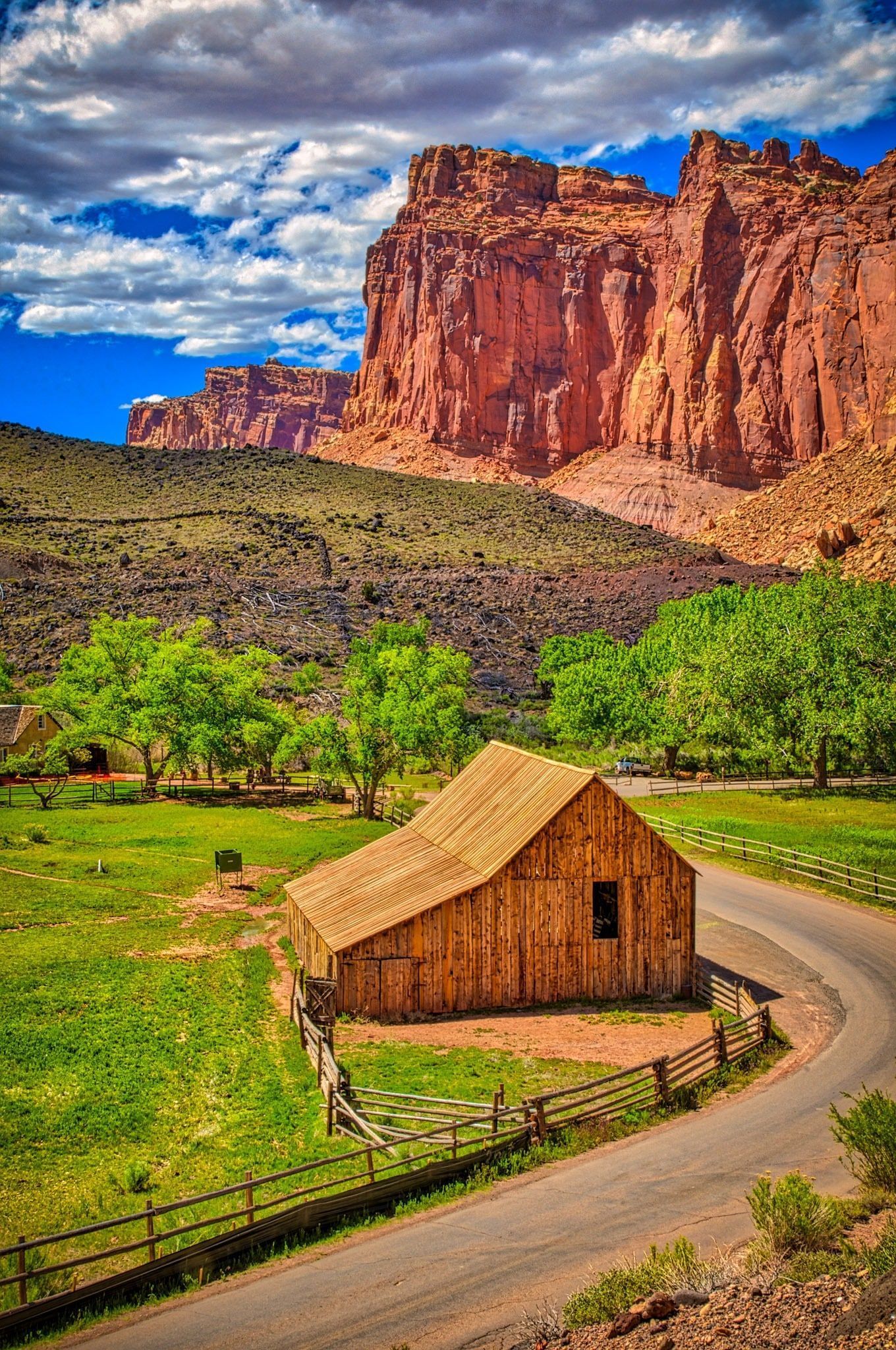 1360x2048 Capitol Reef National Park