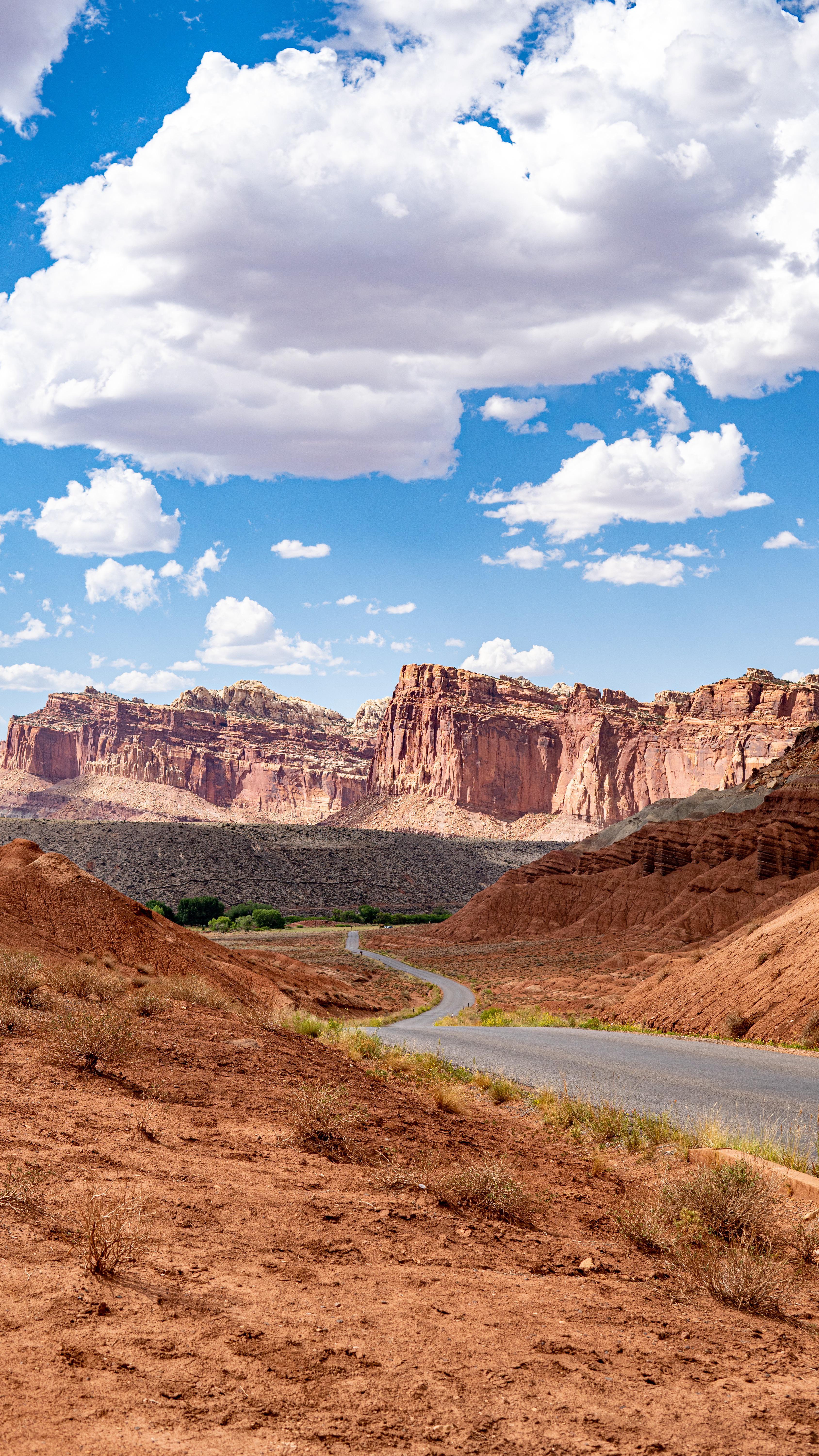 3376x6000 Capitol Reef National Park. : r