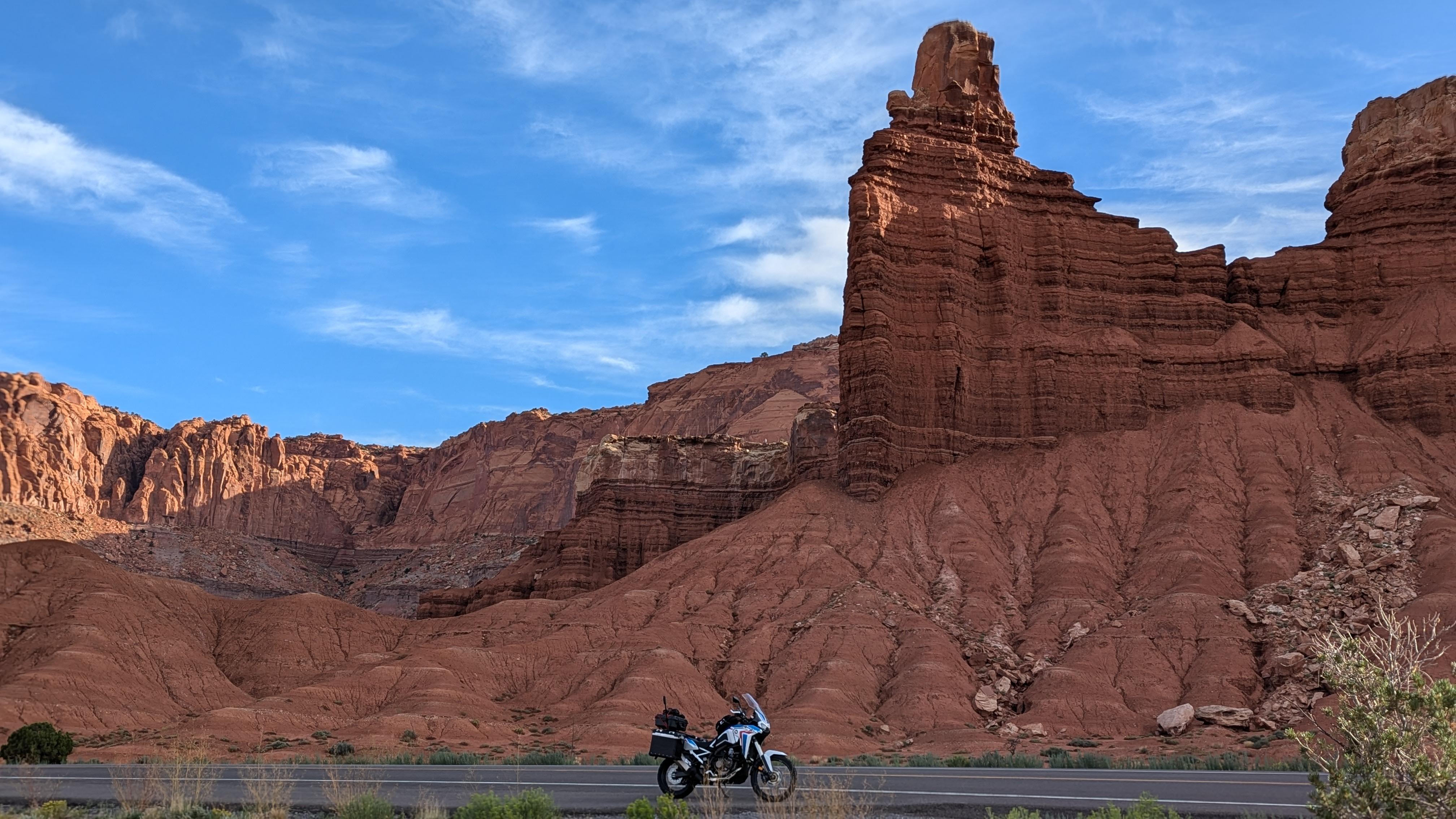 4032x2268 Highway Capitol Reef National Park