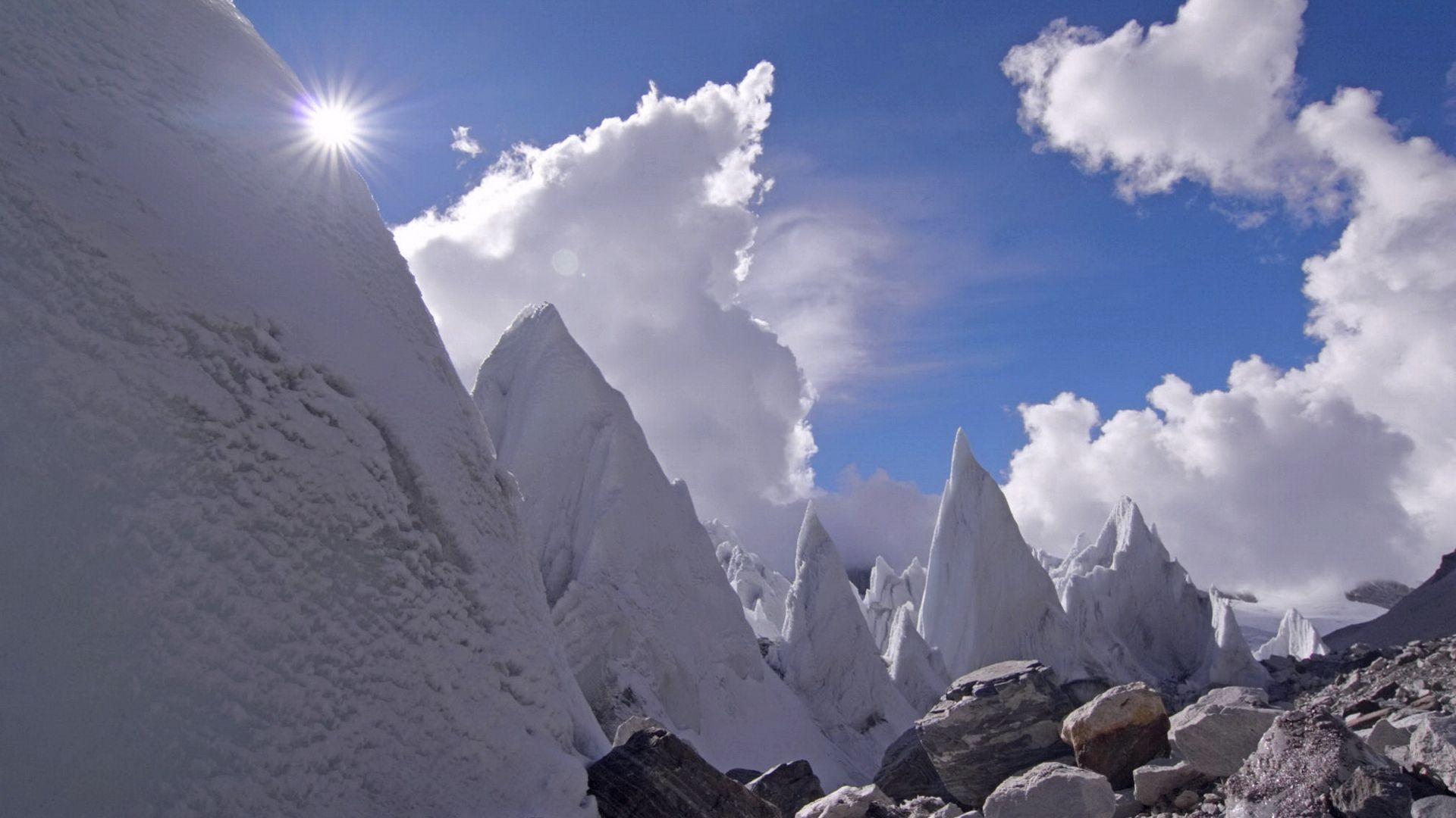 1920x1080 Himalayan peaks in Tibet near Mount Cho Oyu widescreen wallpaper