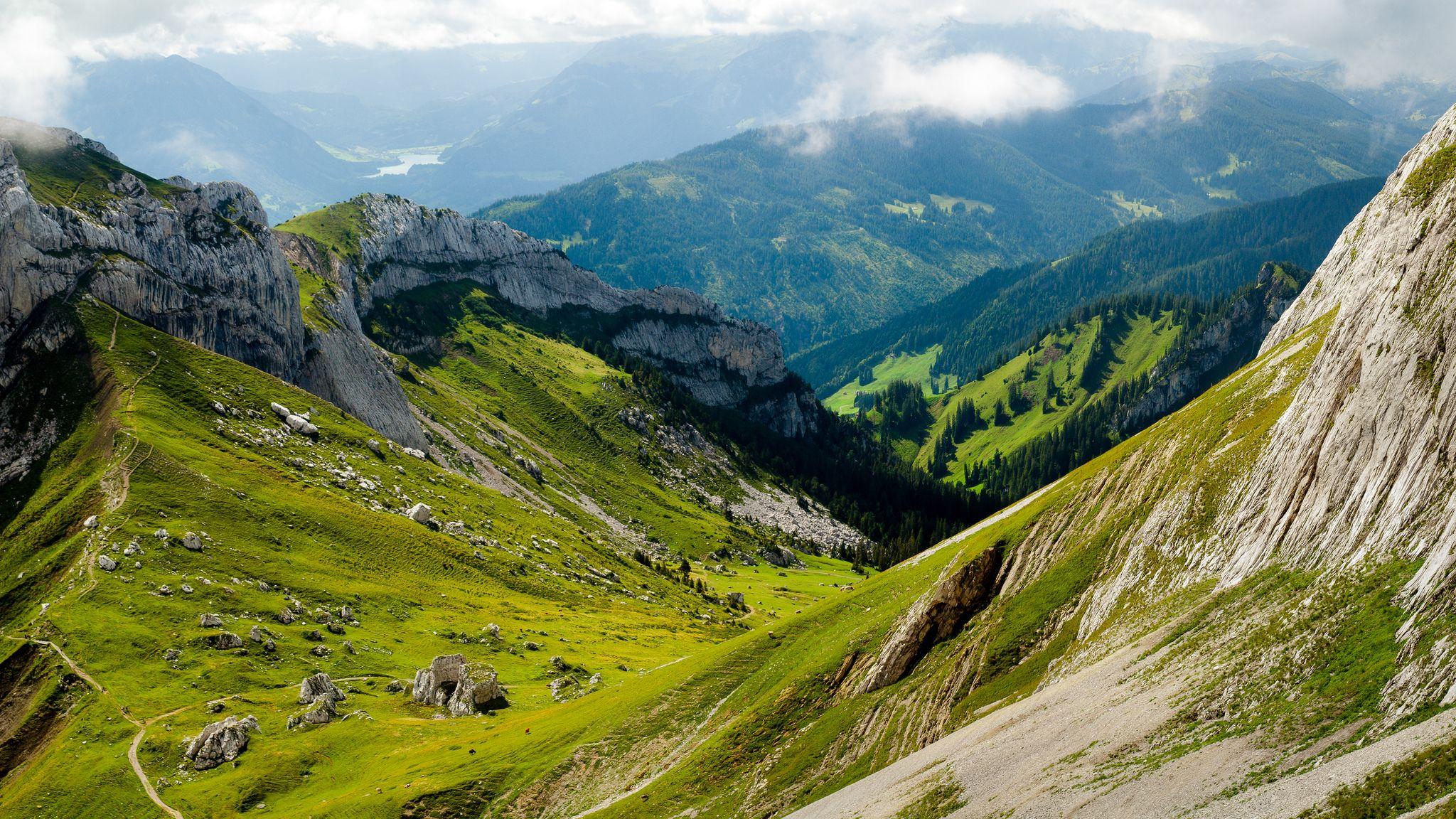 2048x1152 Mount Pilatus Wallpaper 14 X 1152