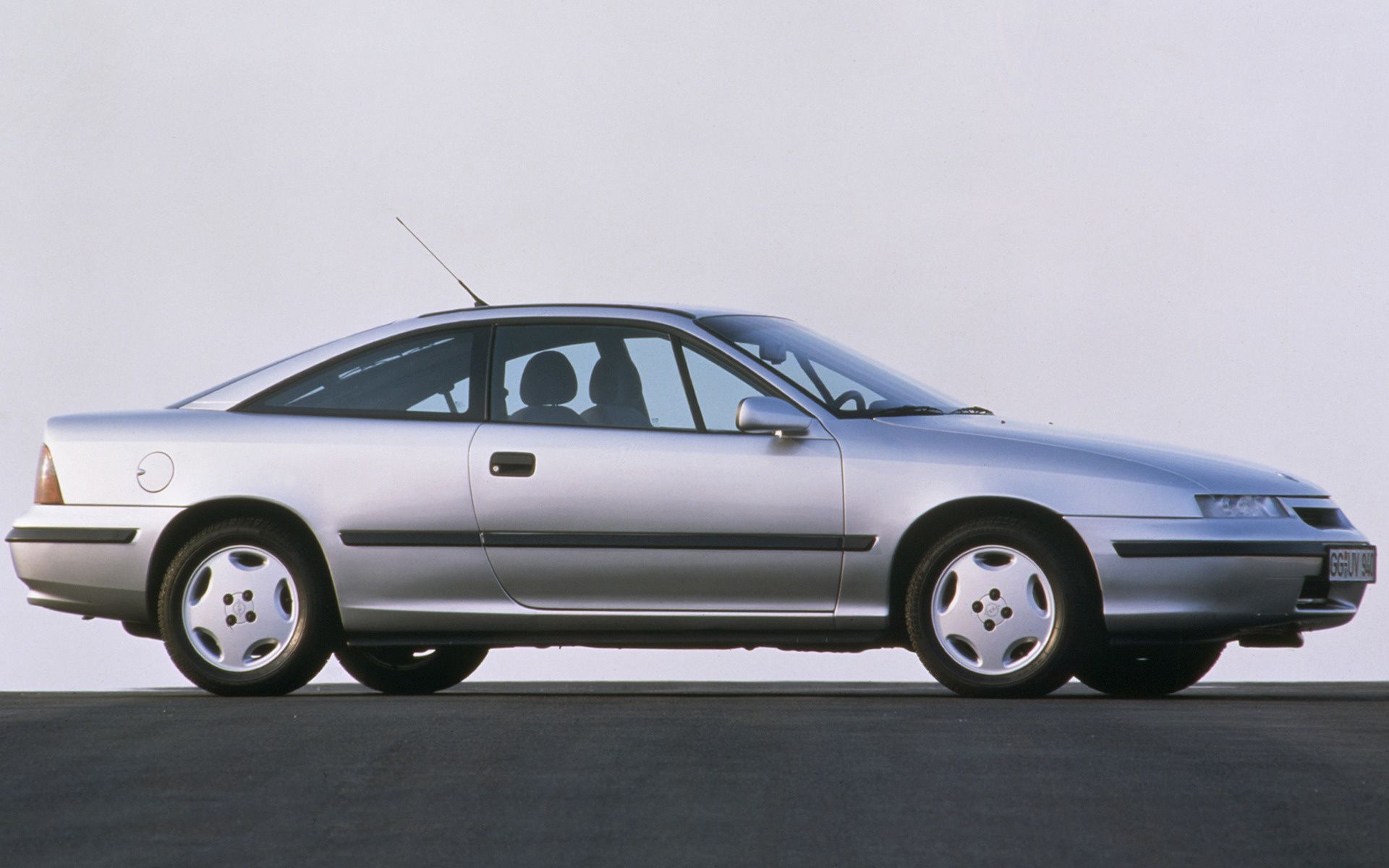 1920x1200 Opel Calibra and HD
