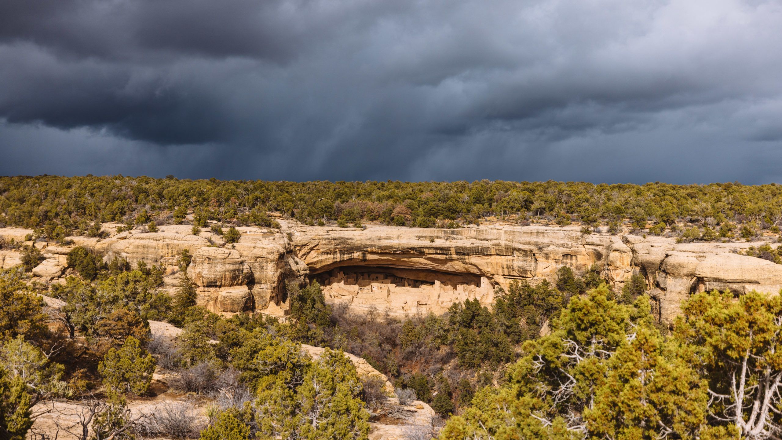 2560x1440 Mesa Verde National Park: Guide to