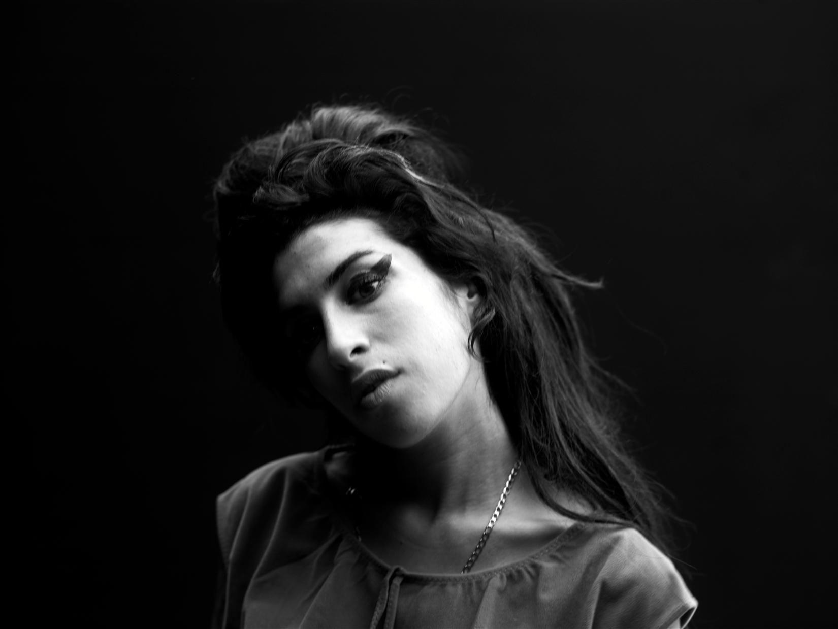 Amy Winehouse Wallpapers - Top Free Amy Winehouse ...