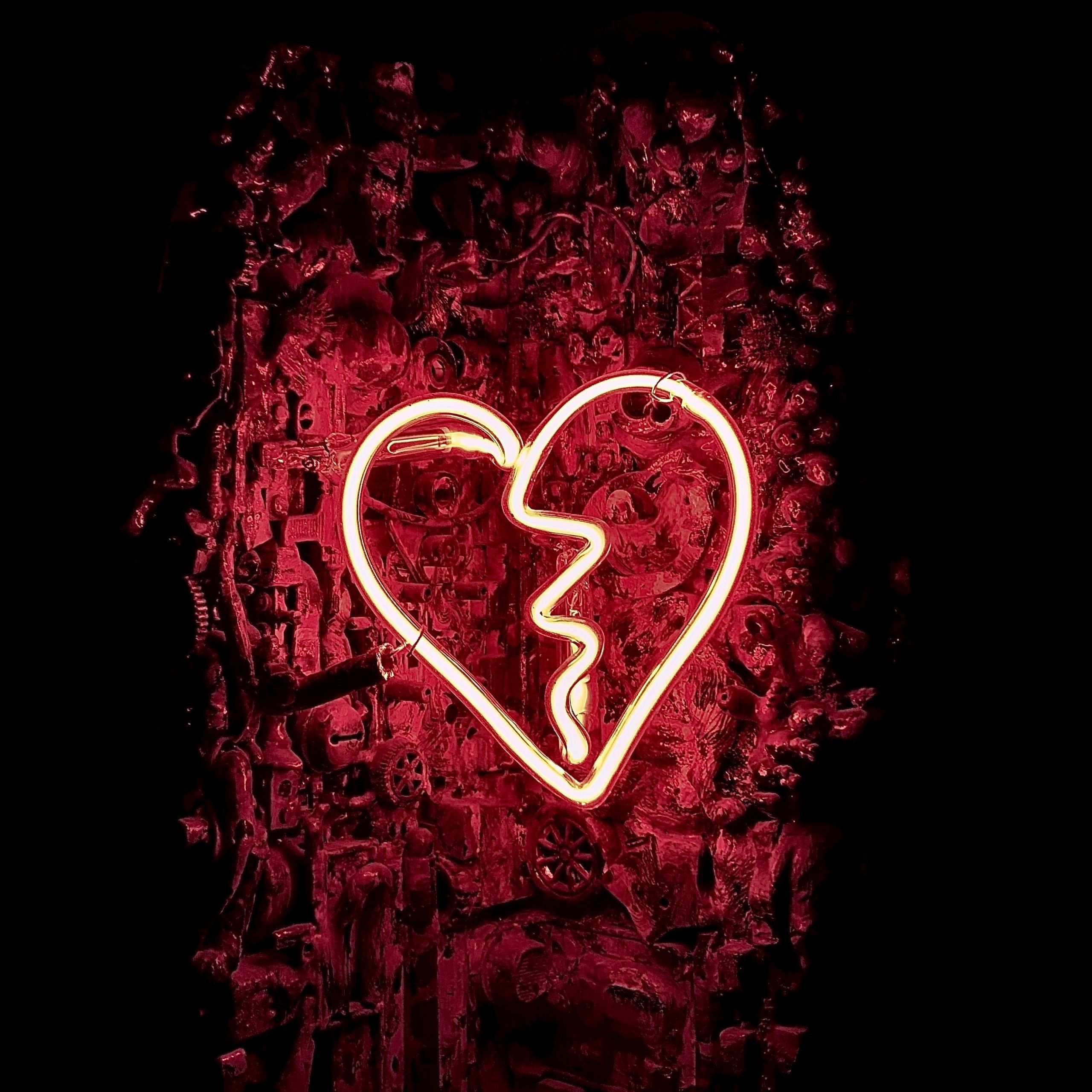2560x2560 Broken heart Wallpaper 4K, Neon sign