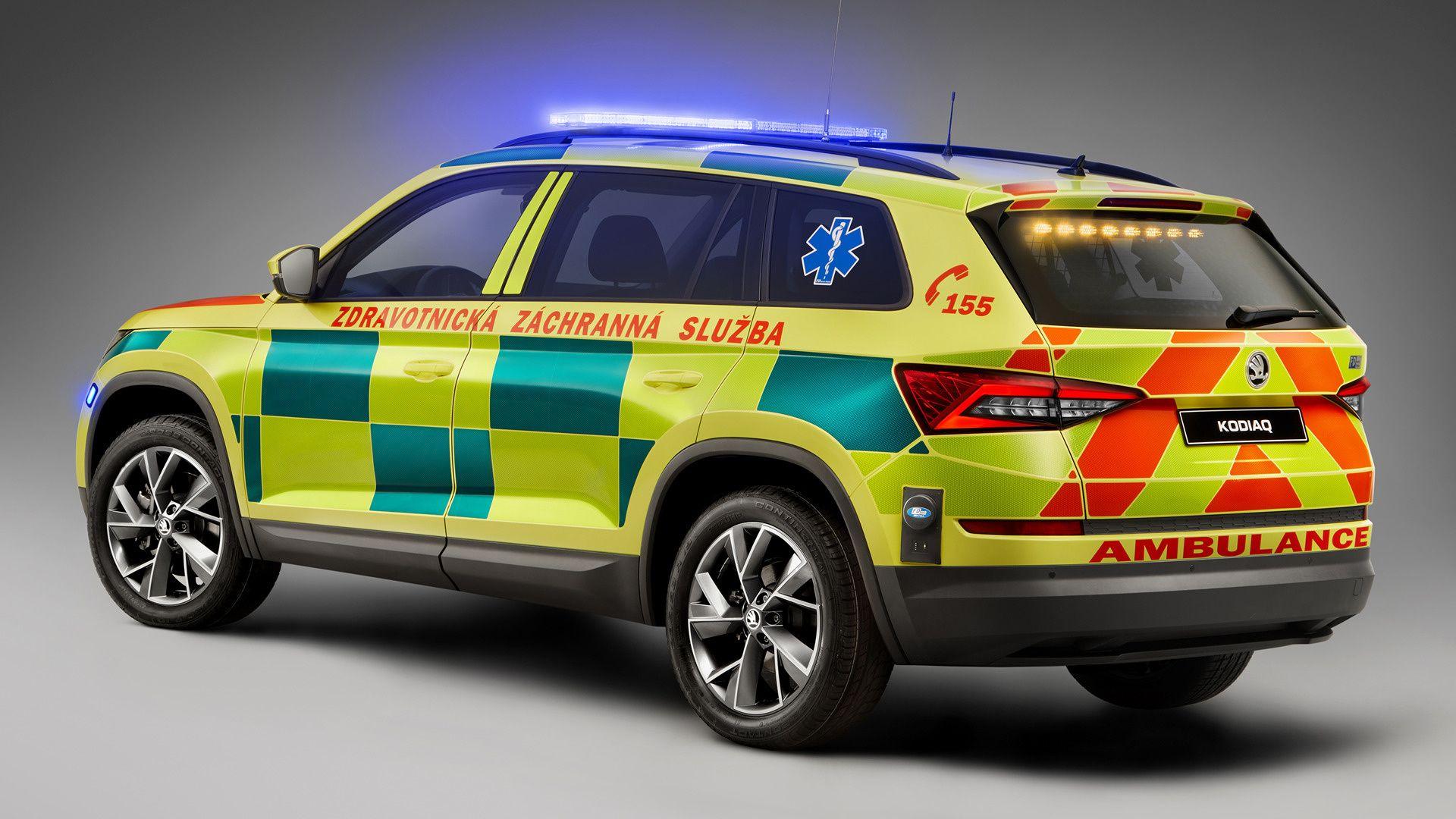 Ambulance Wallpapers - Top Free Ambulance Backgrounds - WallpaperAccess