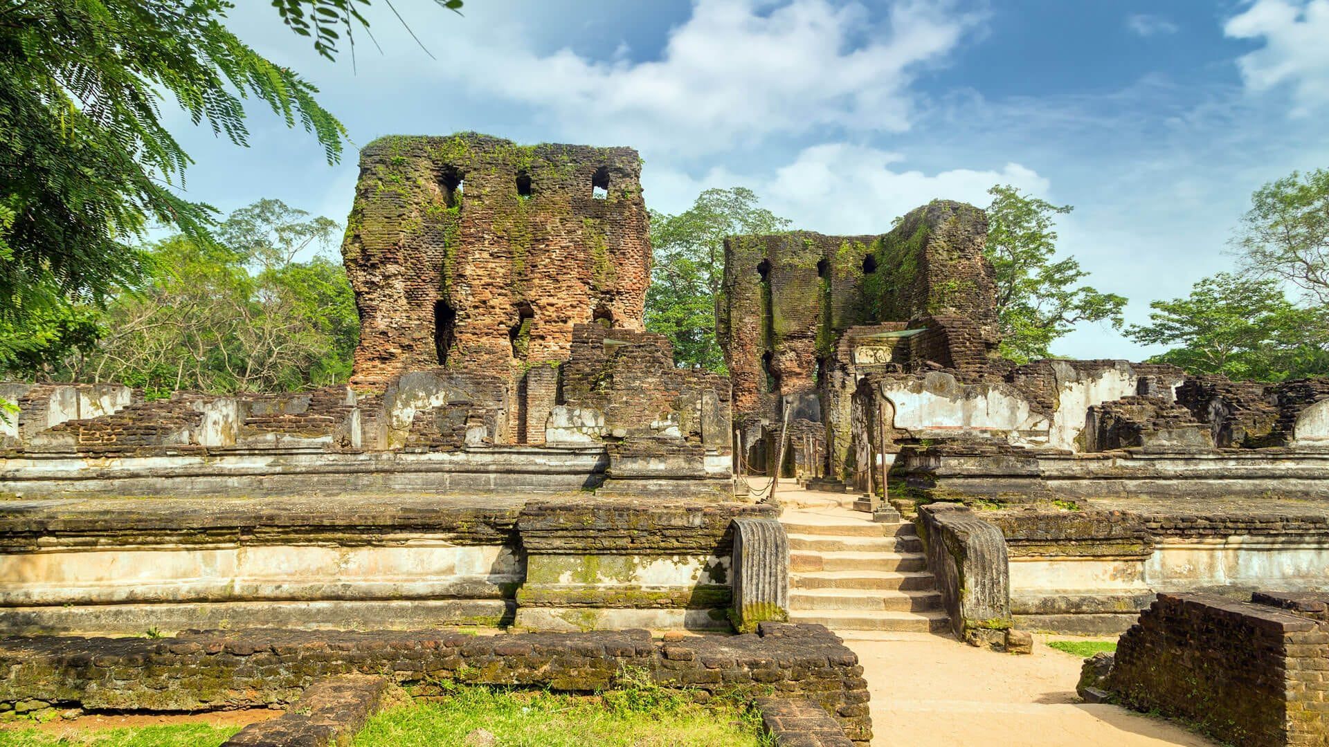 1920x1080 Explore Polonnaruwa. Sri Lanka's
