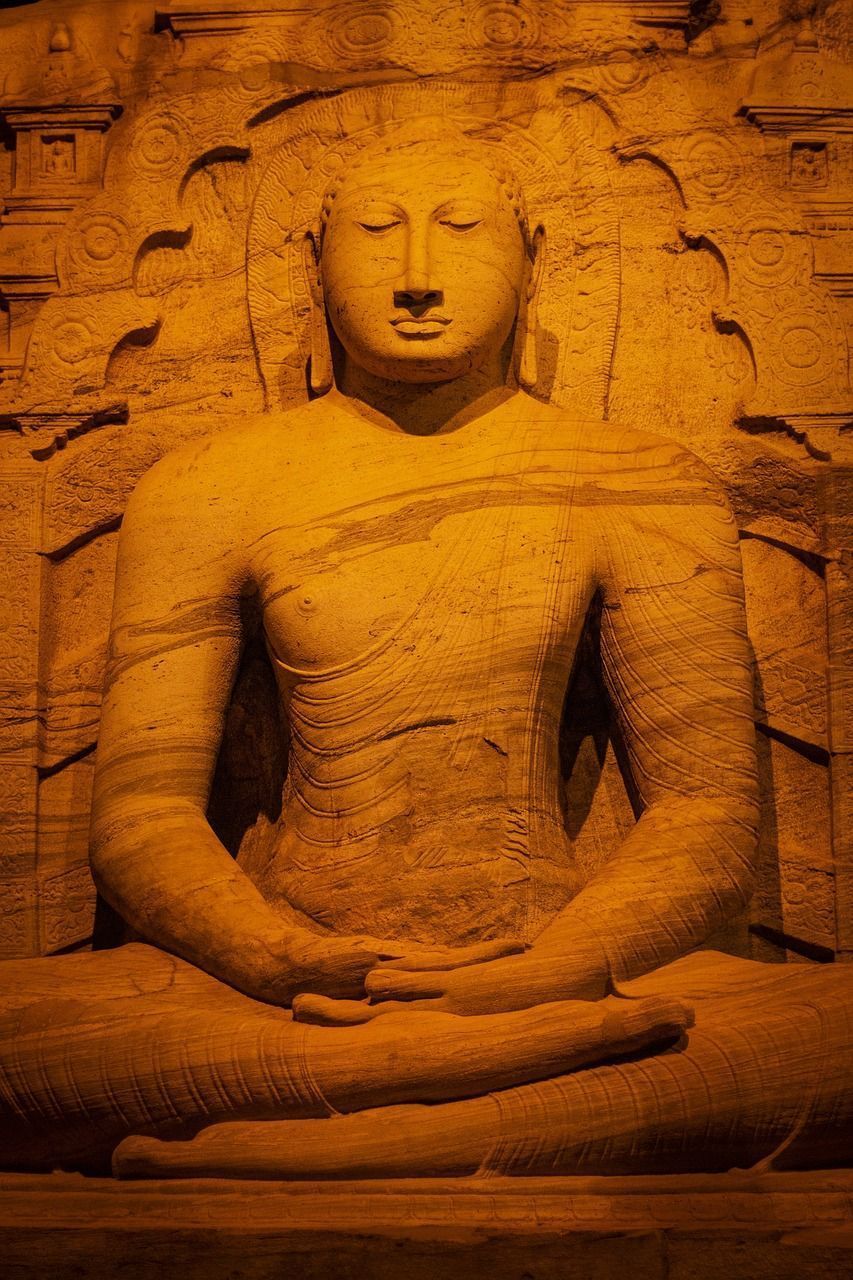 853x1280 Free Polonnaruwa Gal Viharaya