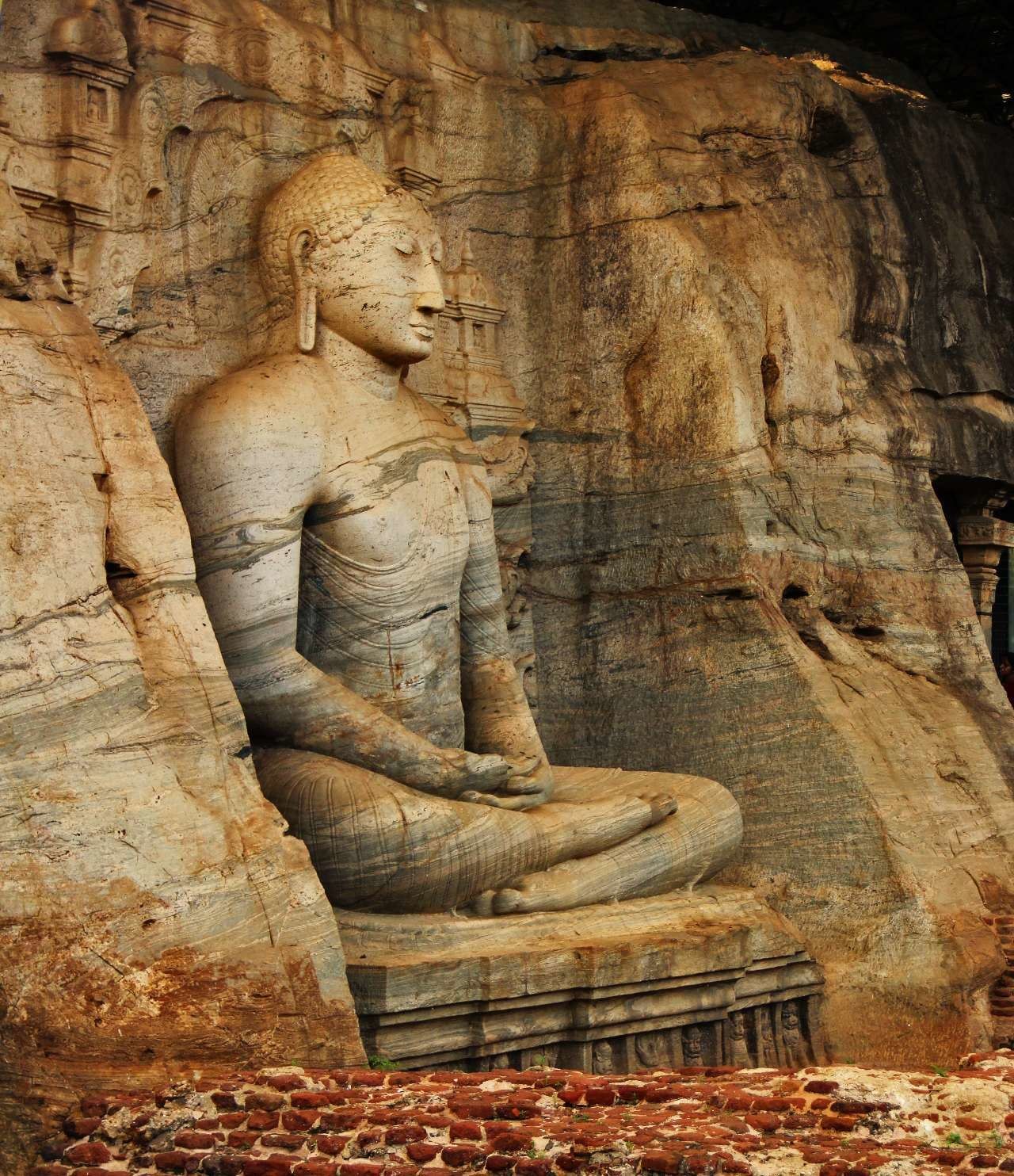 1280x1484 Polonnaruwa. The Ancient city