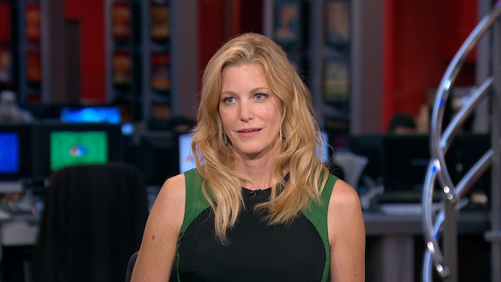 1920x1080 Anna Gunn Wallpaper
