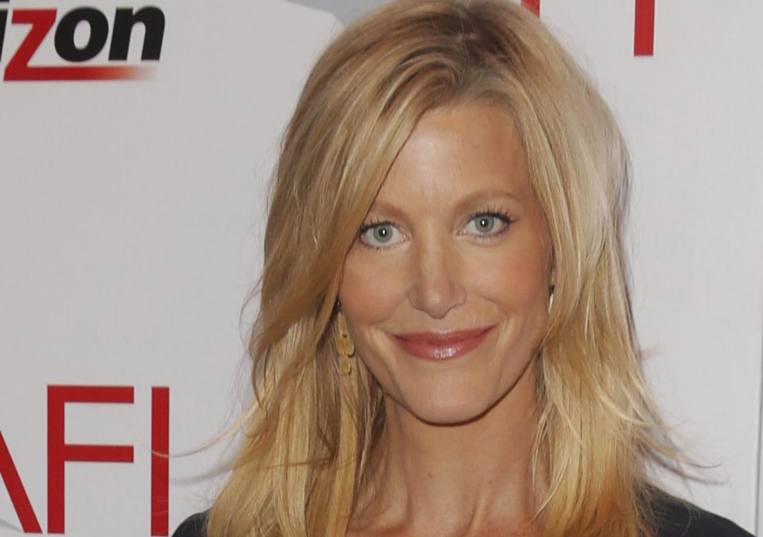 1107x779 Picture of Anna Gunn Of